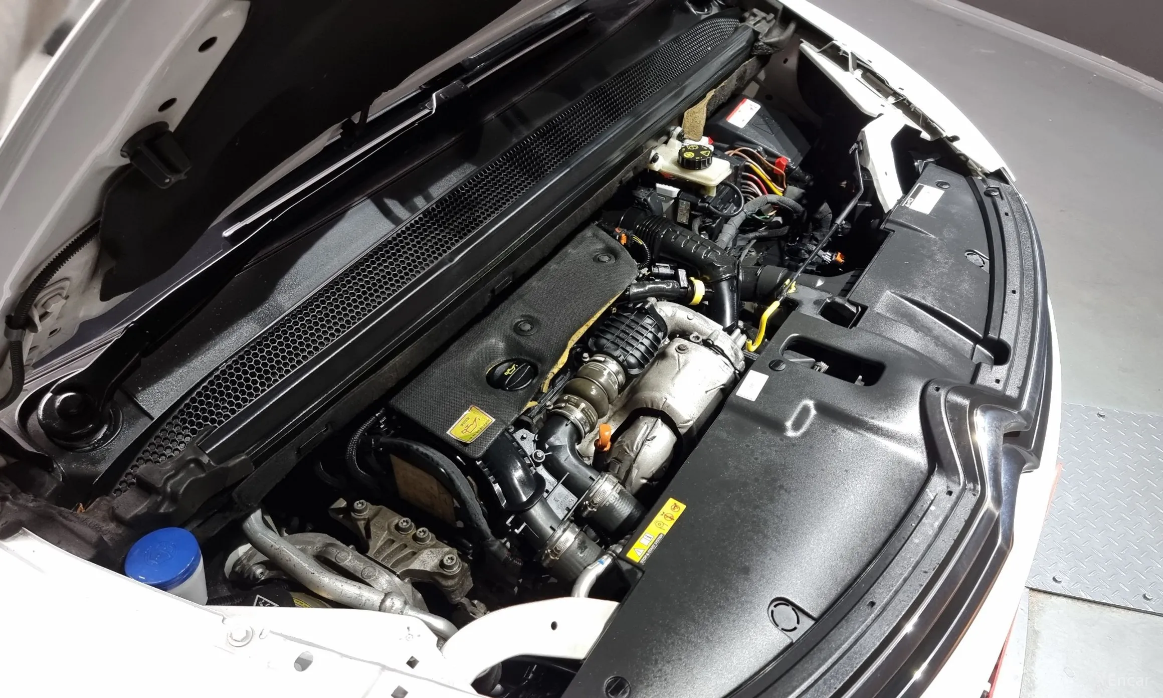 Citroën/DS Grand C4 Picasso превью 6