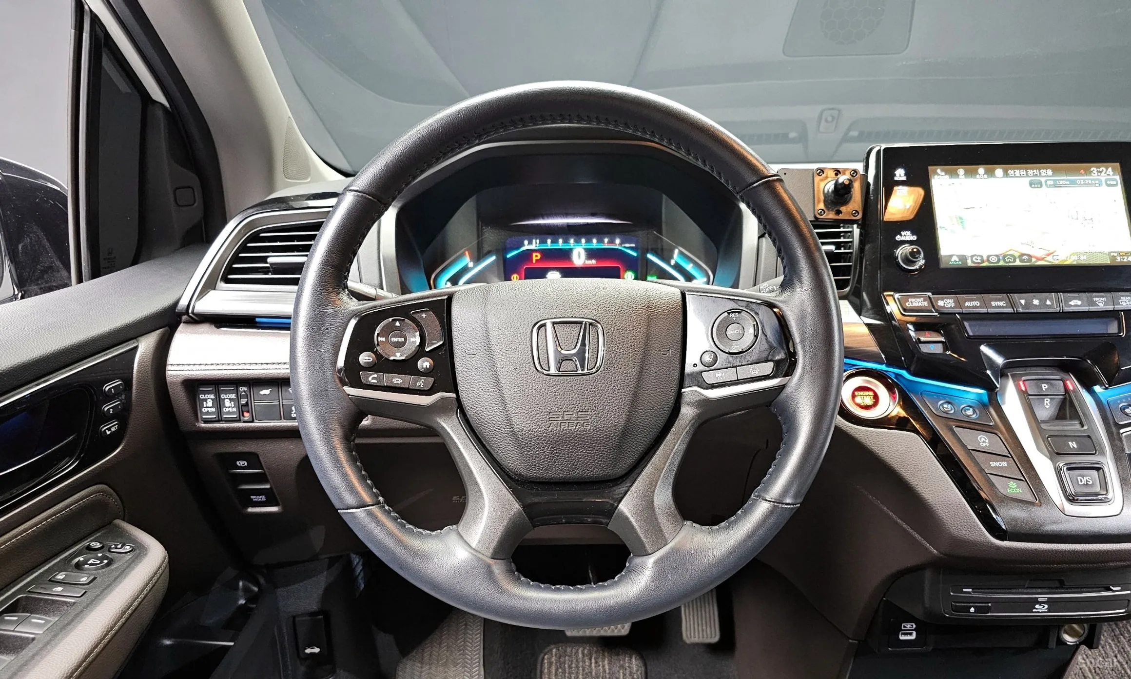Honda Odyssey превью 14