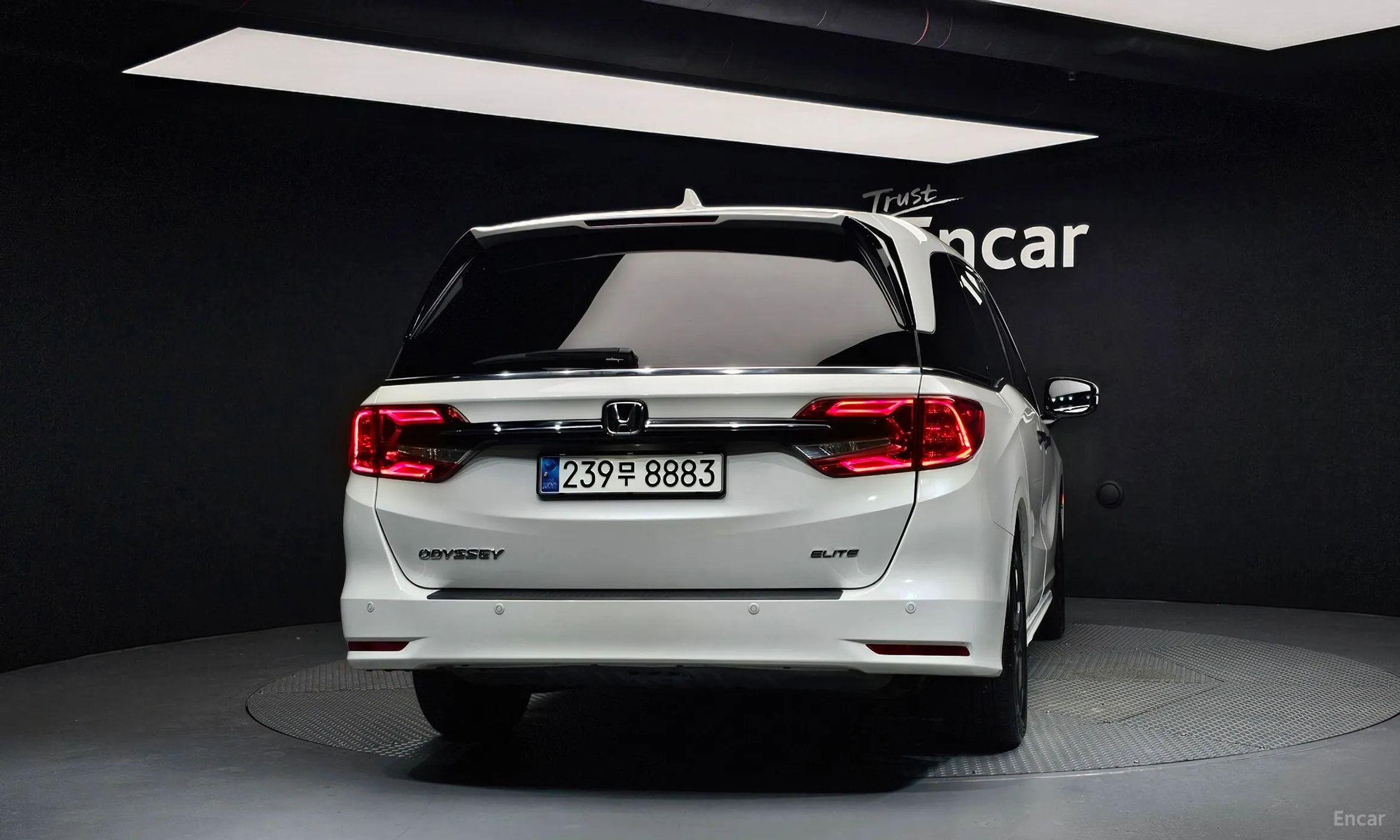 Honda Odyssey превью 4