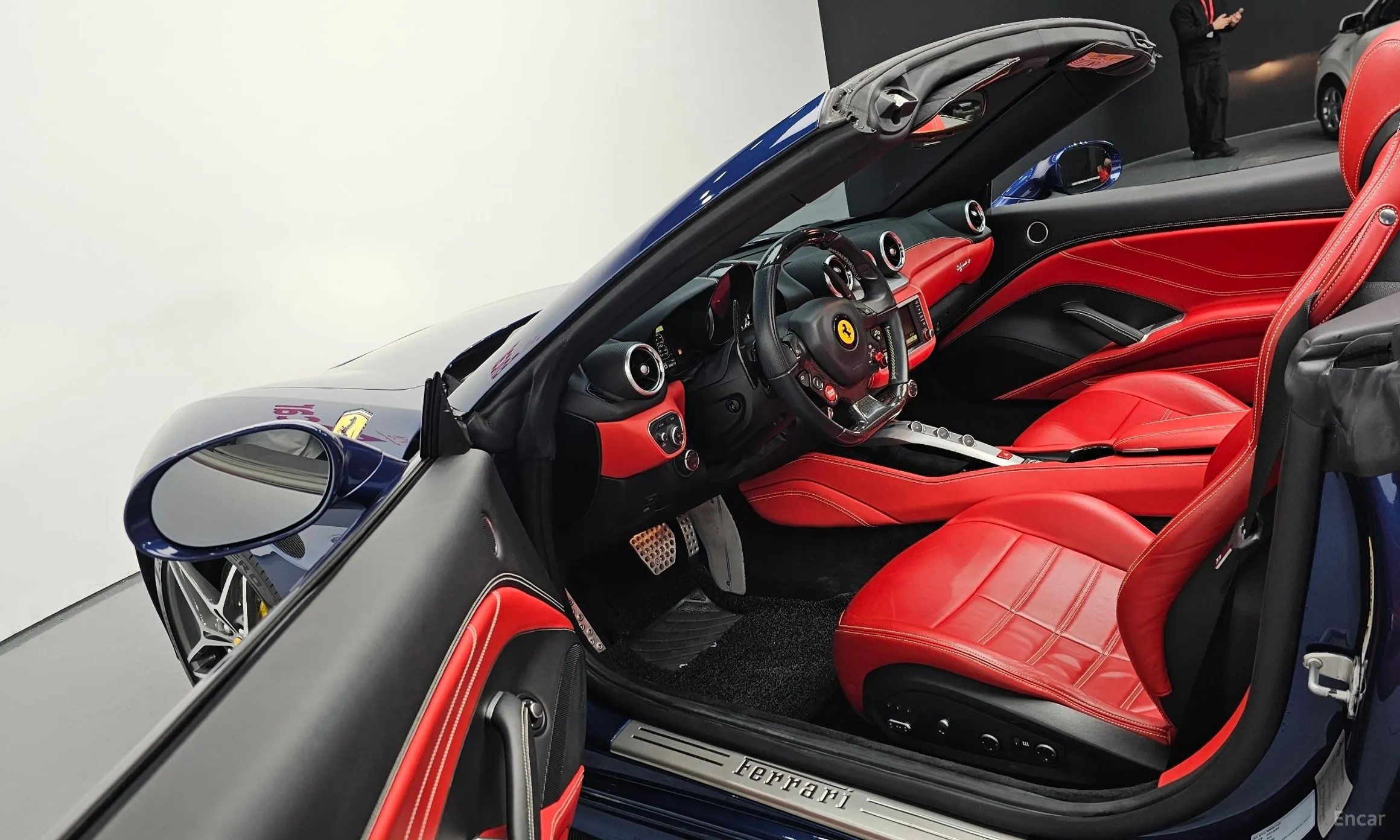 Ferrari California превью 10