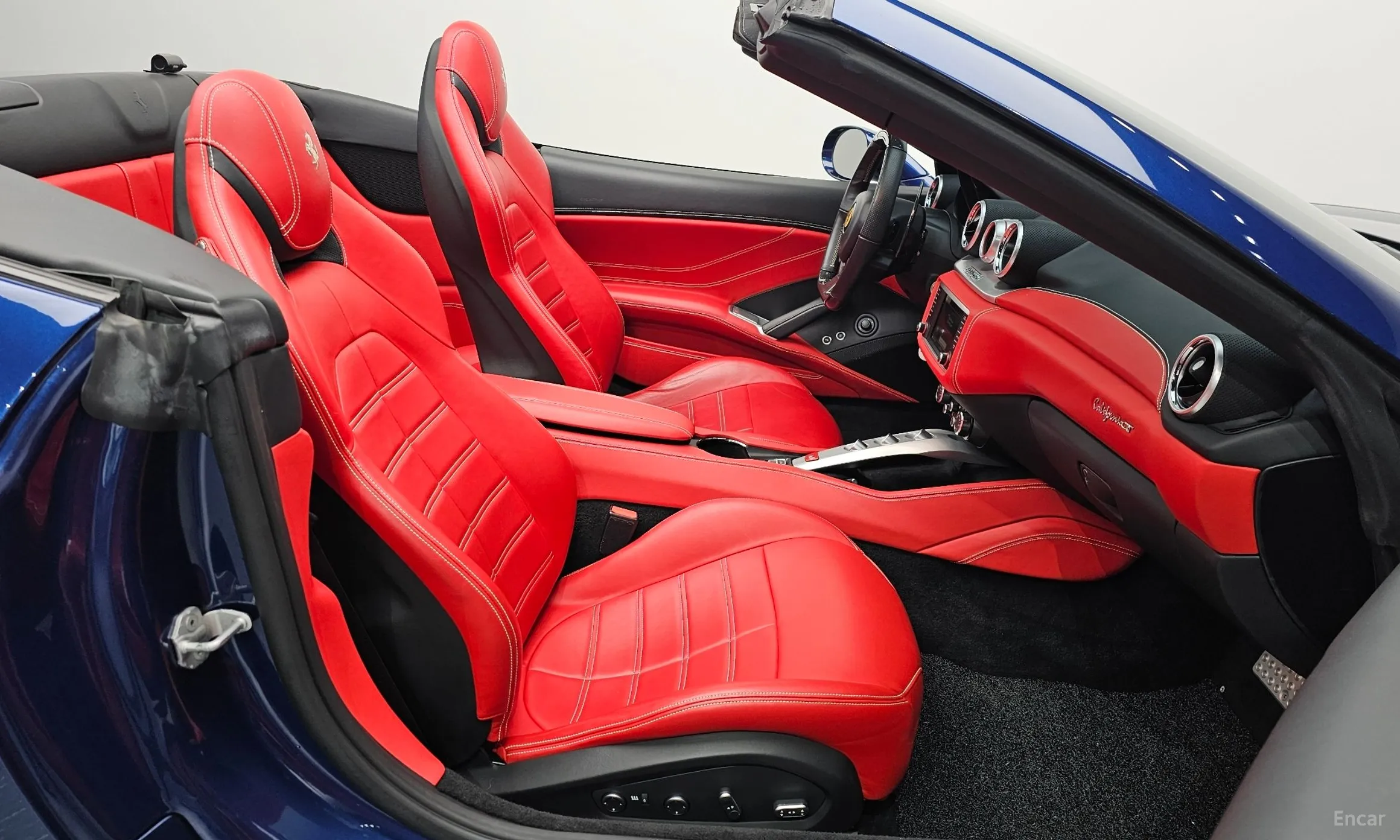 Ferrari California превью 11