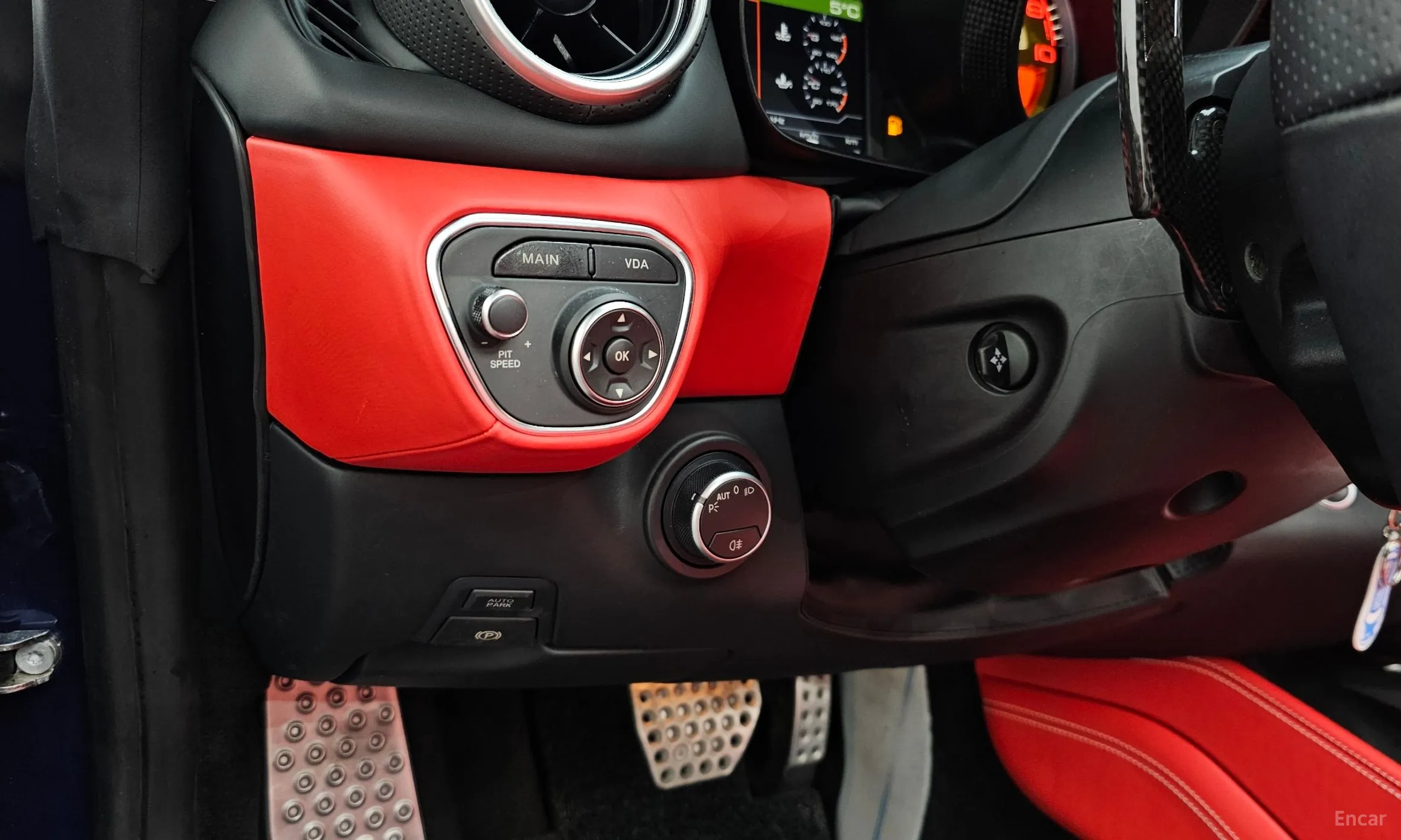 Ferrari California превью 16
