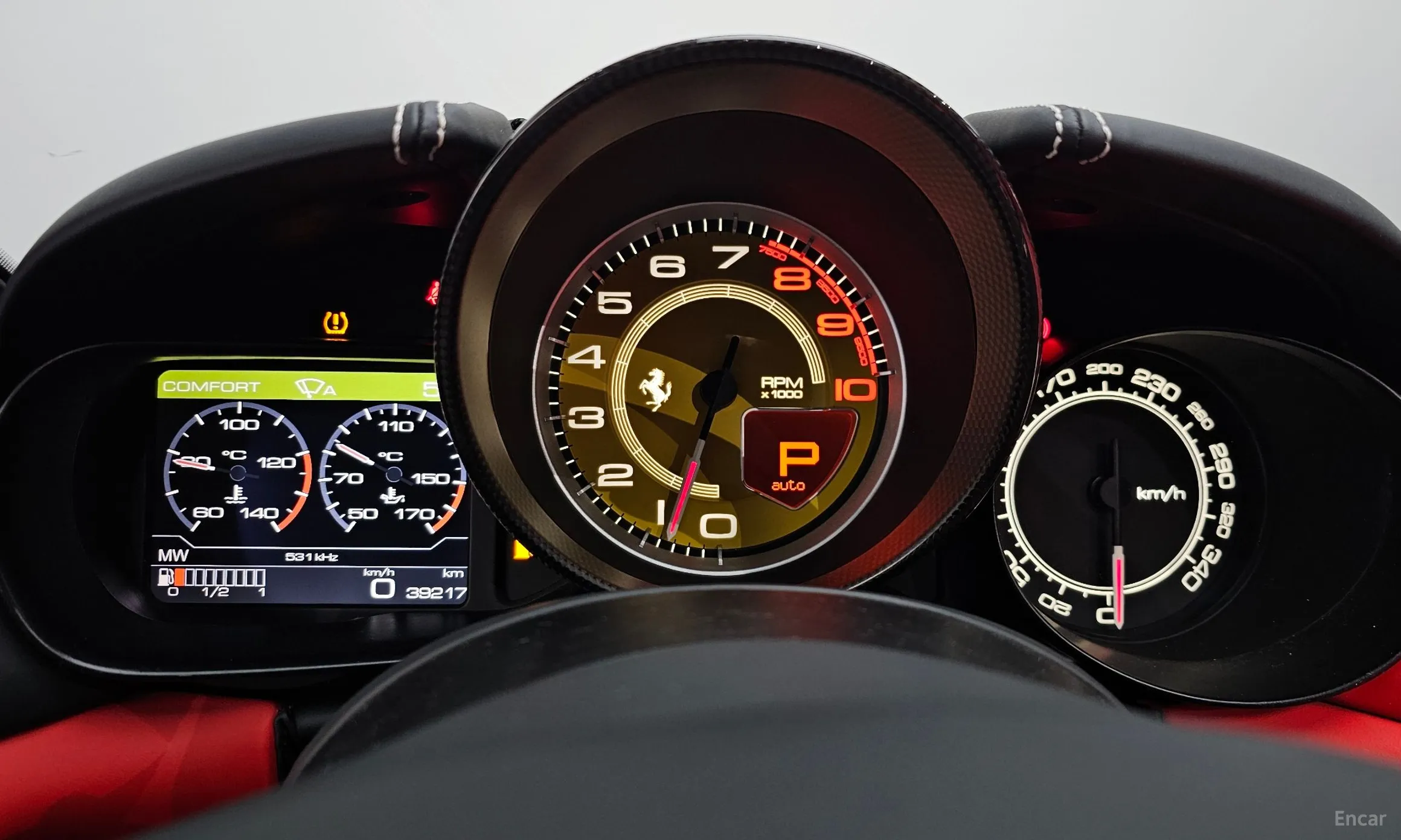 Ferrari California превью 8