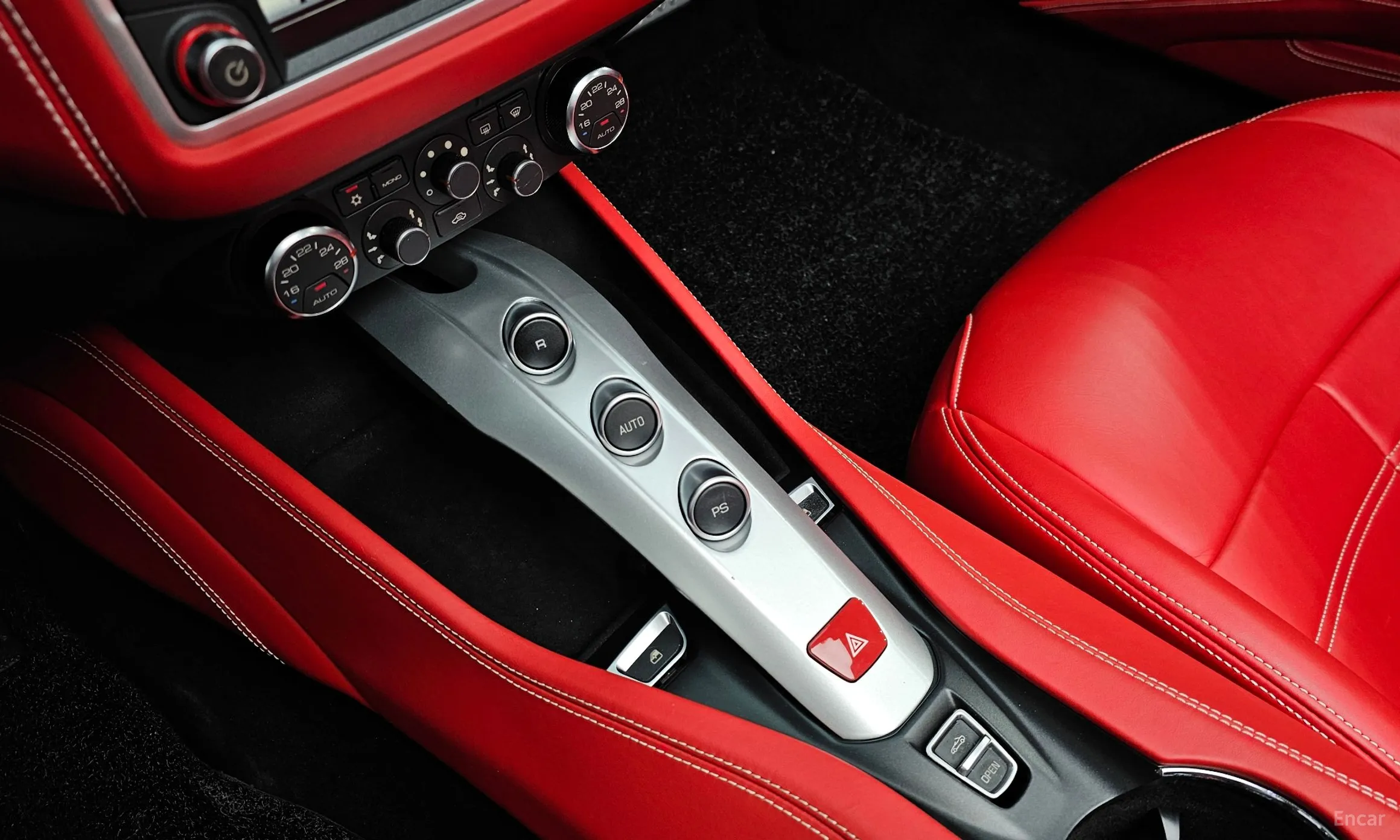 Ferrari California превью 9