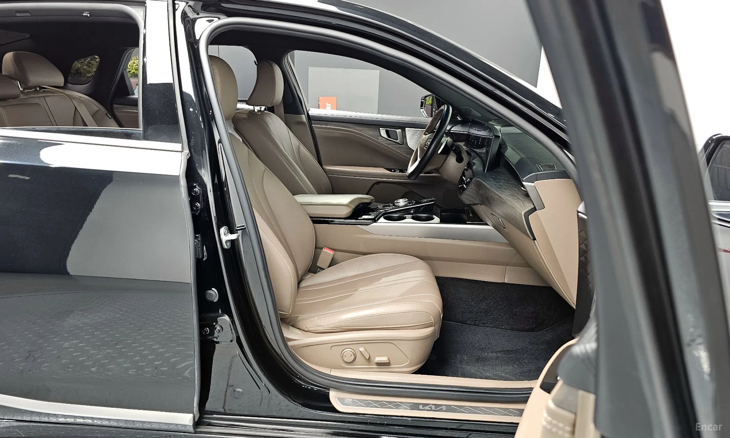 Kia K8 превью 11