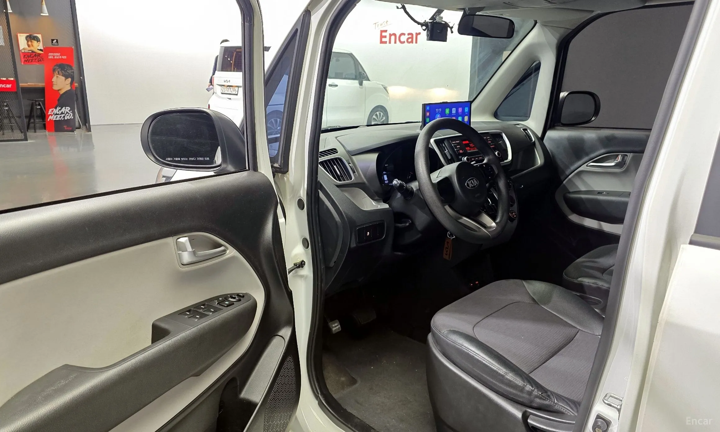 Kia Ray превью 10