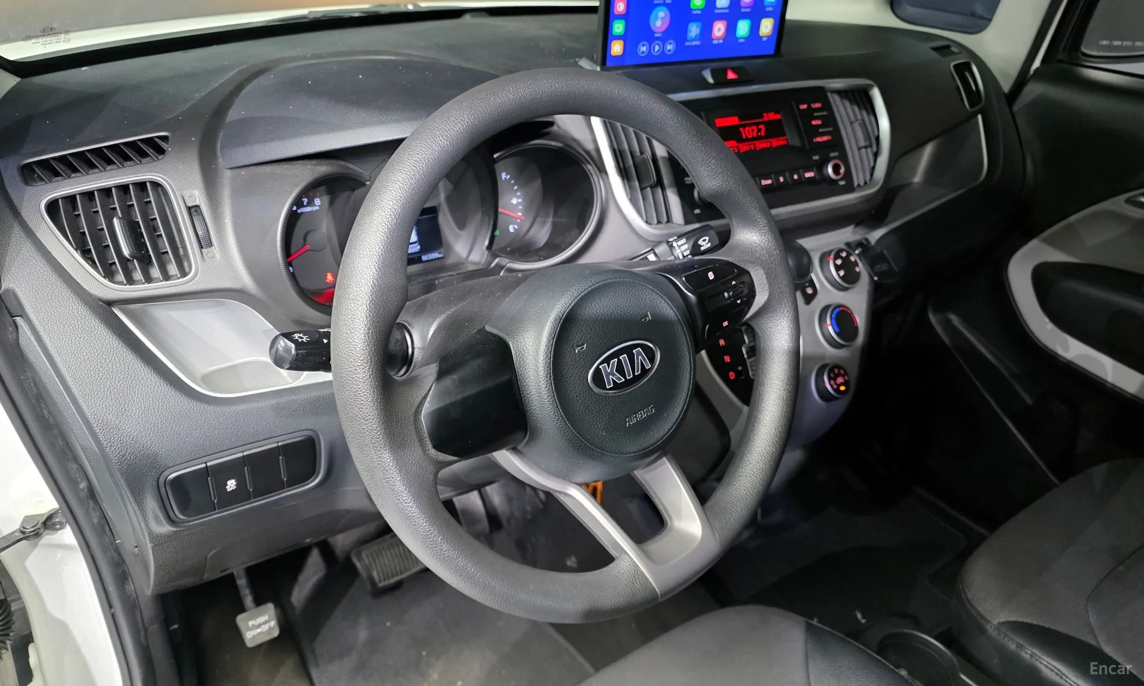 Kia Ray превью 13