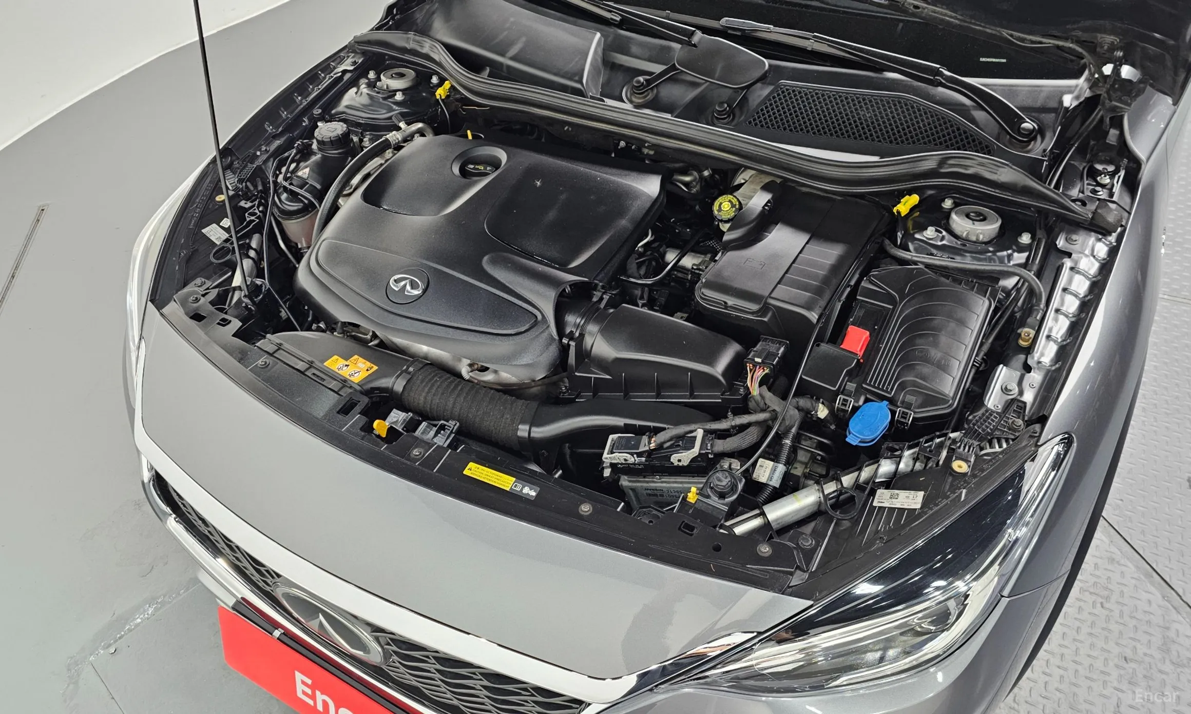 Infiniti QX30 превью 6