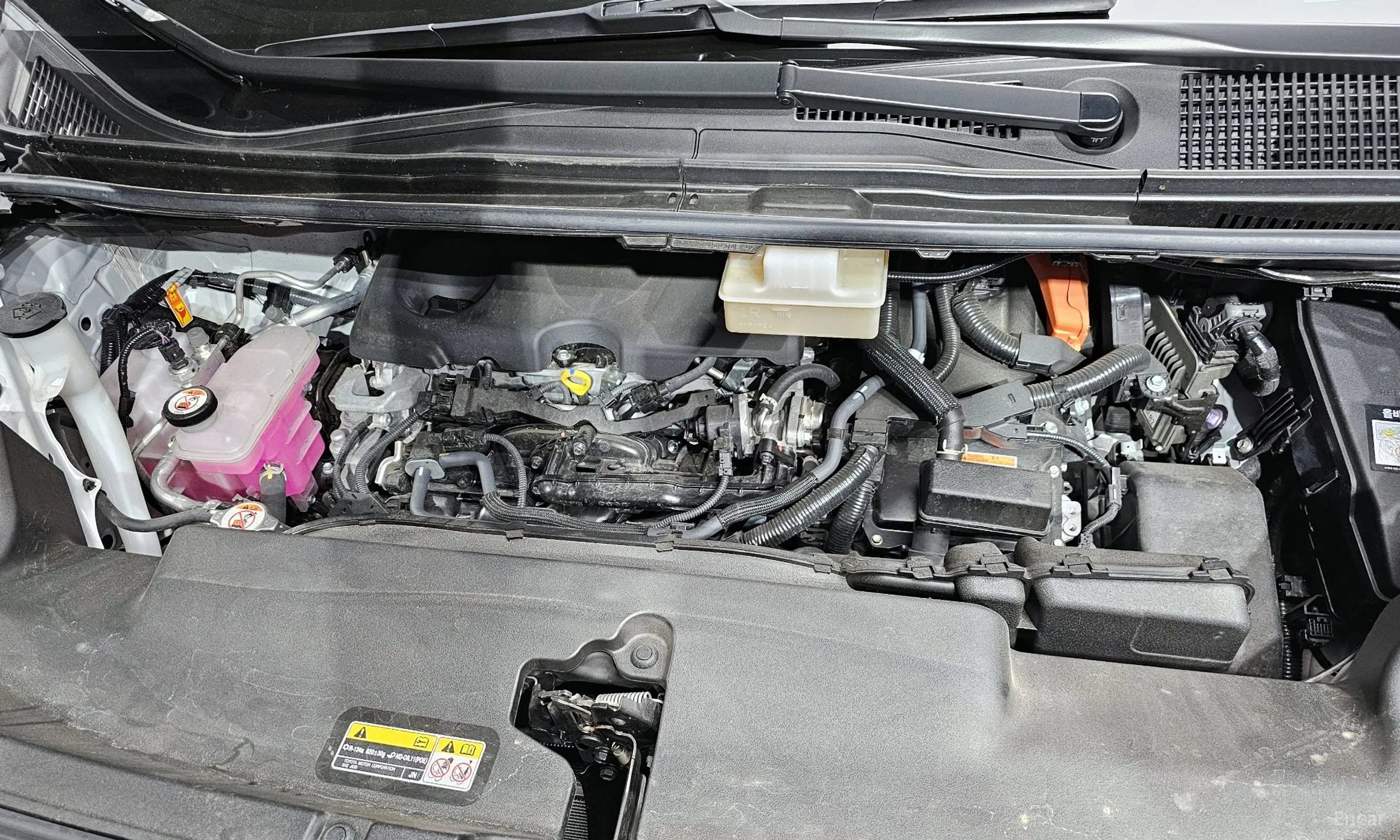 Toyota Alphard 4th Generation превью 6