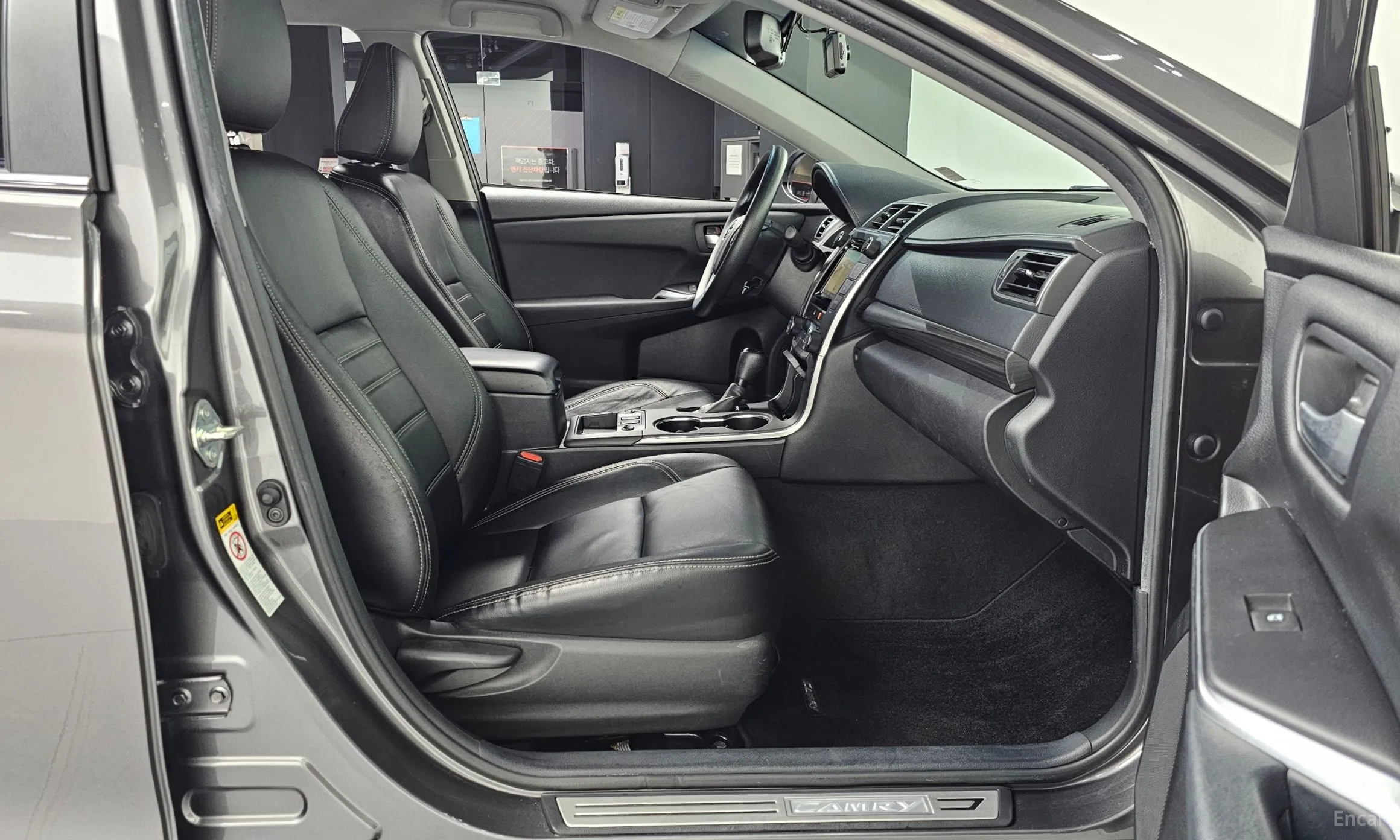 Toyota New Camry превью 11