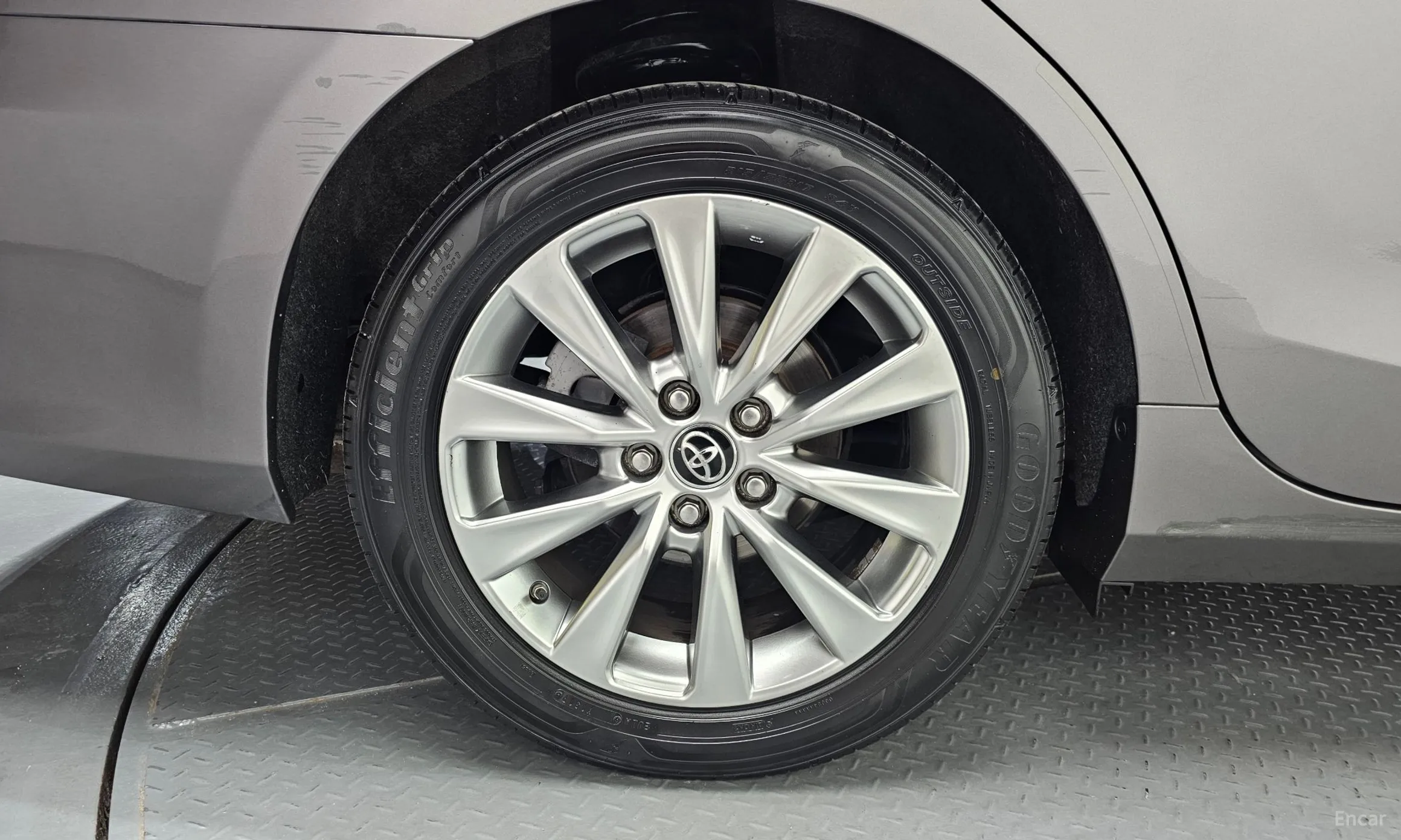 Toyota New Camry превью 5