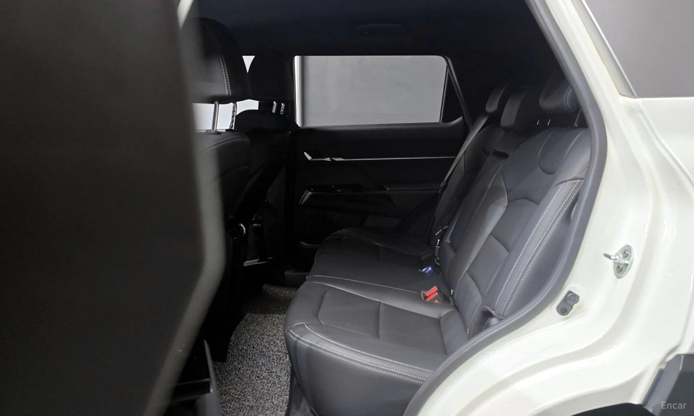 KG Mobility (SsangYong) Torres превью 13