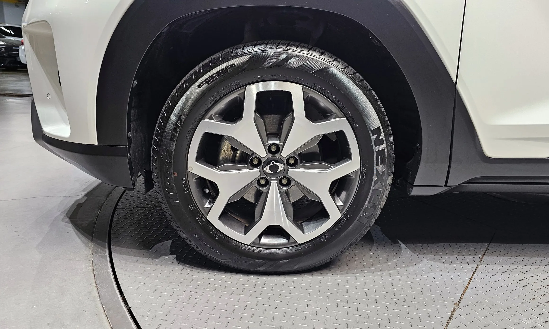 KG Mobility (SsangYong) Torres превью 5