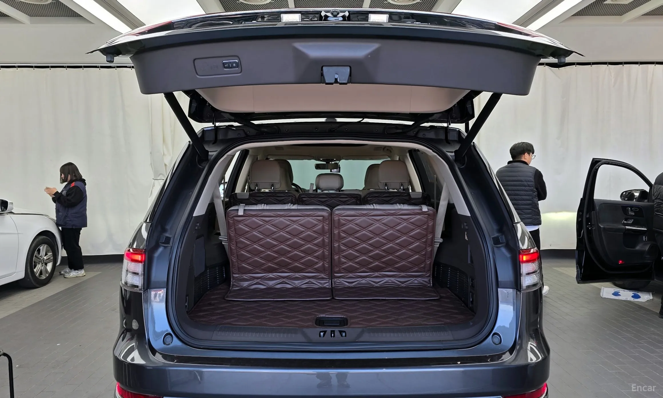 Lincoln Aviator 2nd Generation превью 20