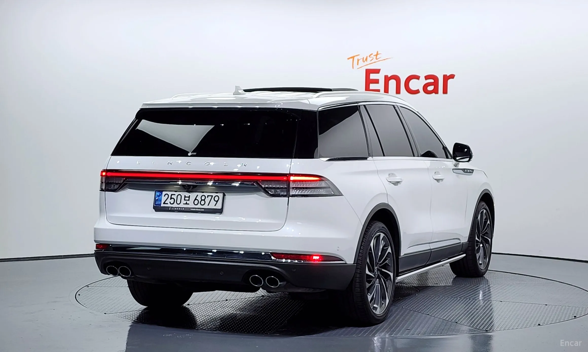 Lincoln Aviator 2nd Generation превью 2