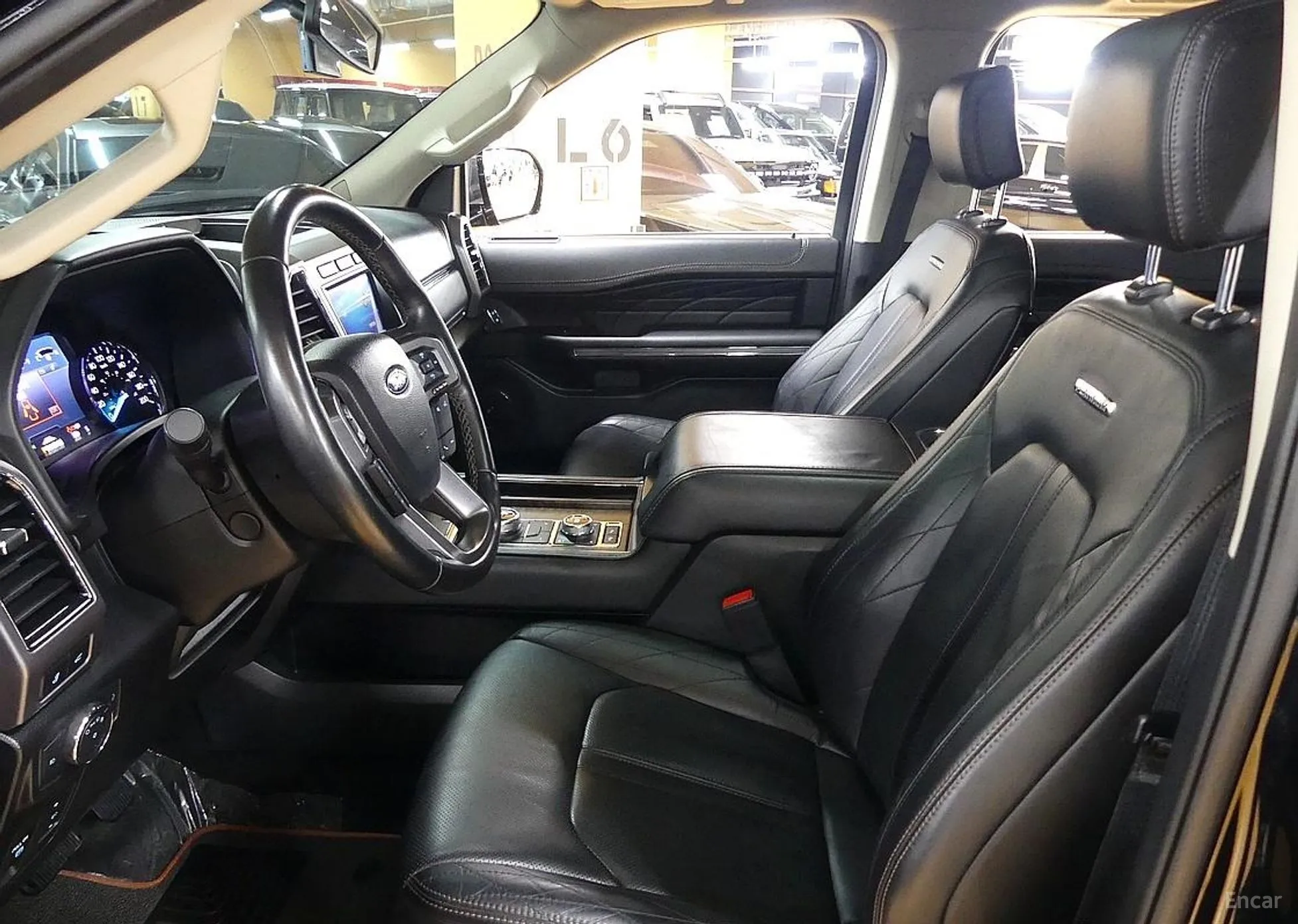Ford Expedition превью 10