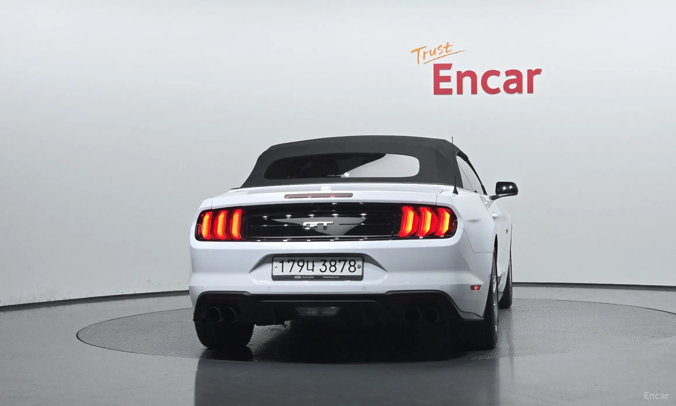 Ford Mustang превью 4