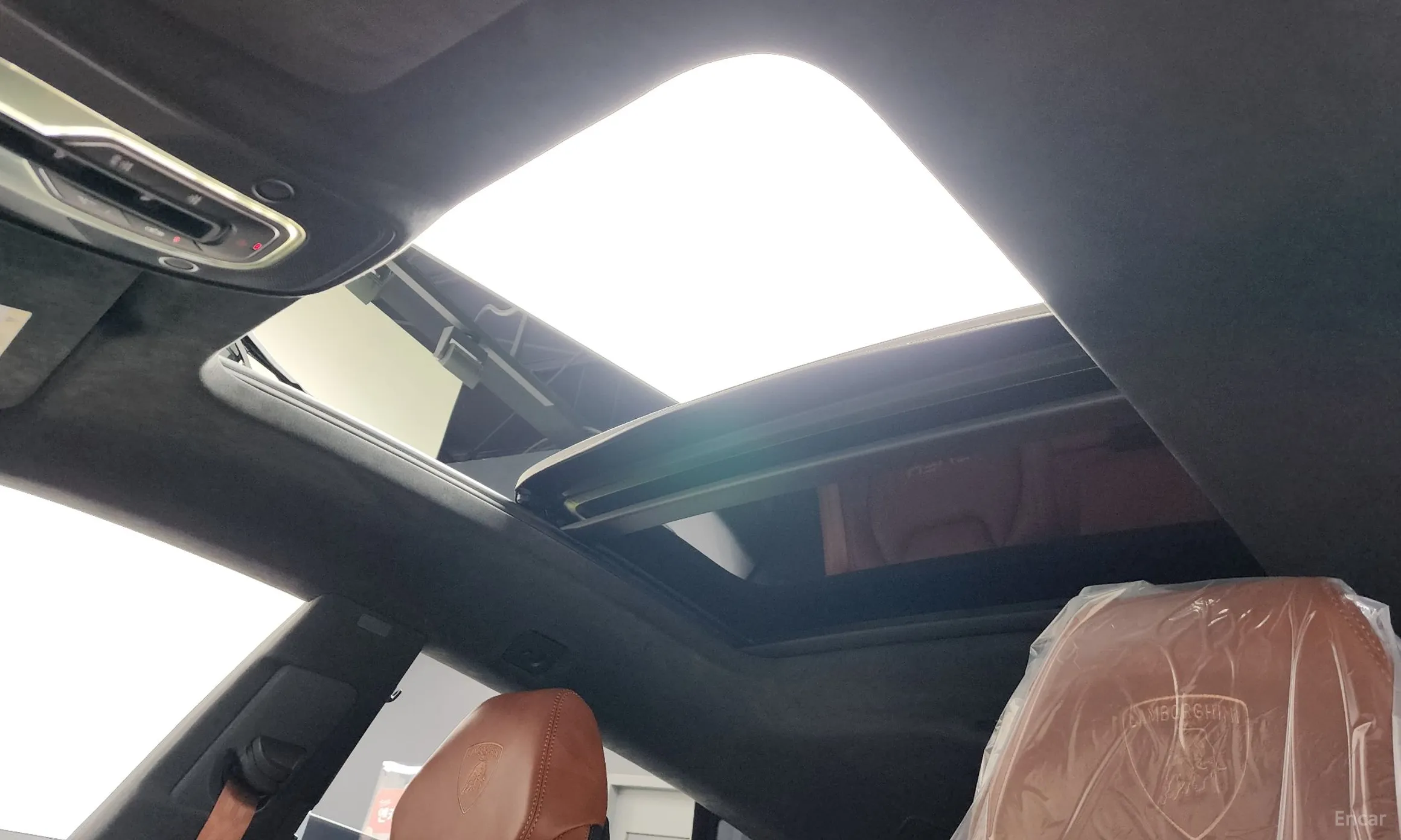 Lamborghini Urus превью 18