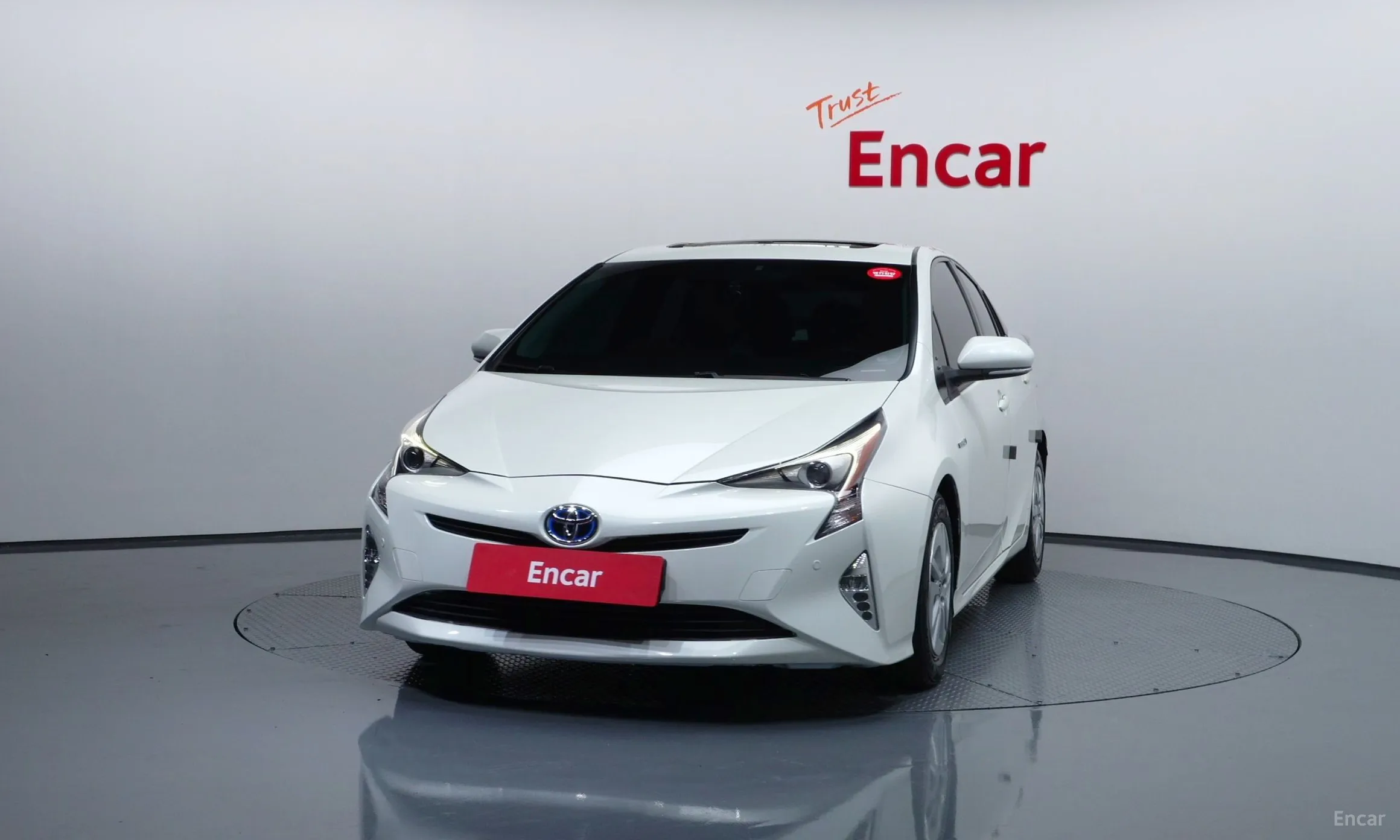 Toyota Prius 4th Generation превью 3