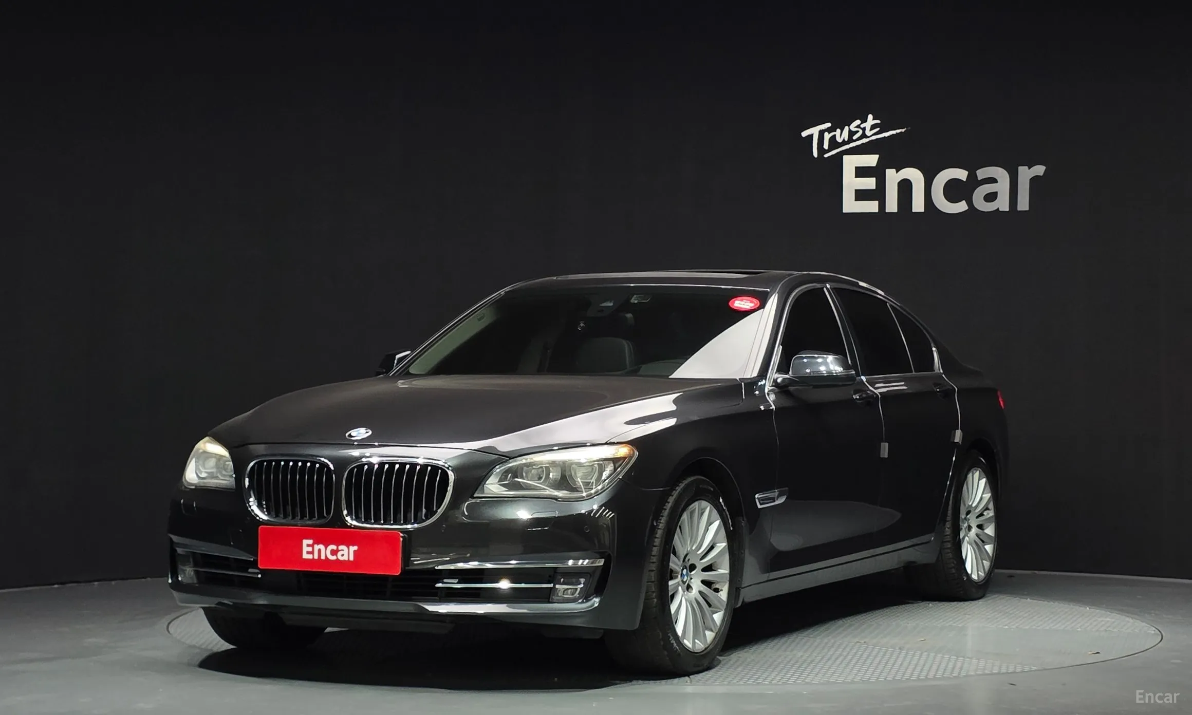 BMW 7 Series (F01)
