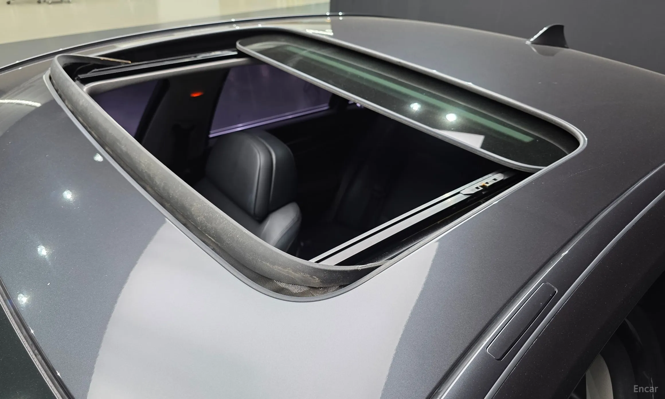 BMW 7 Series (F01) превью 12