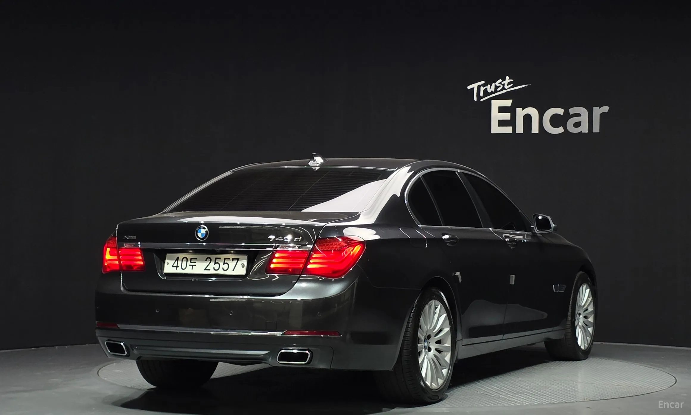 BMW 7 Series (F01)