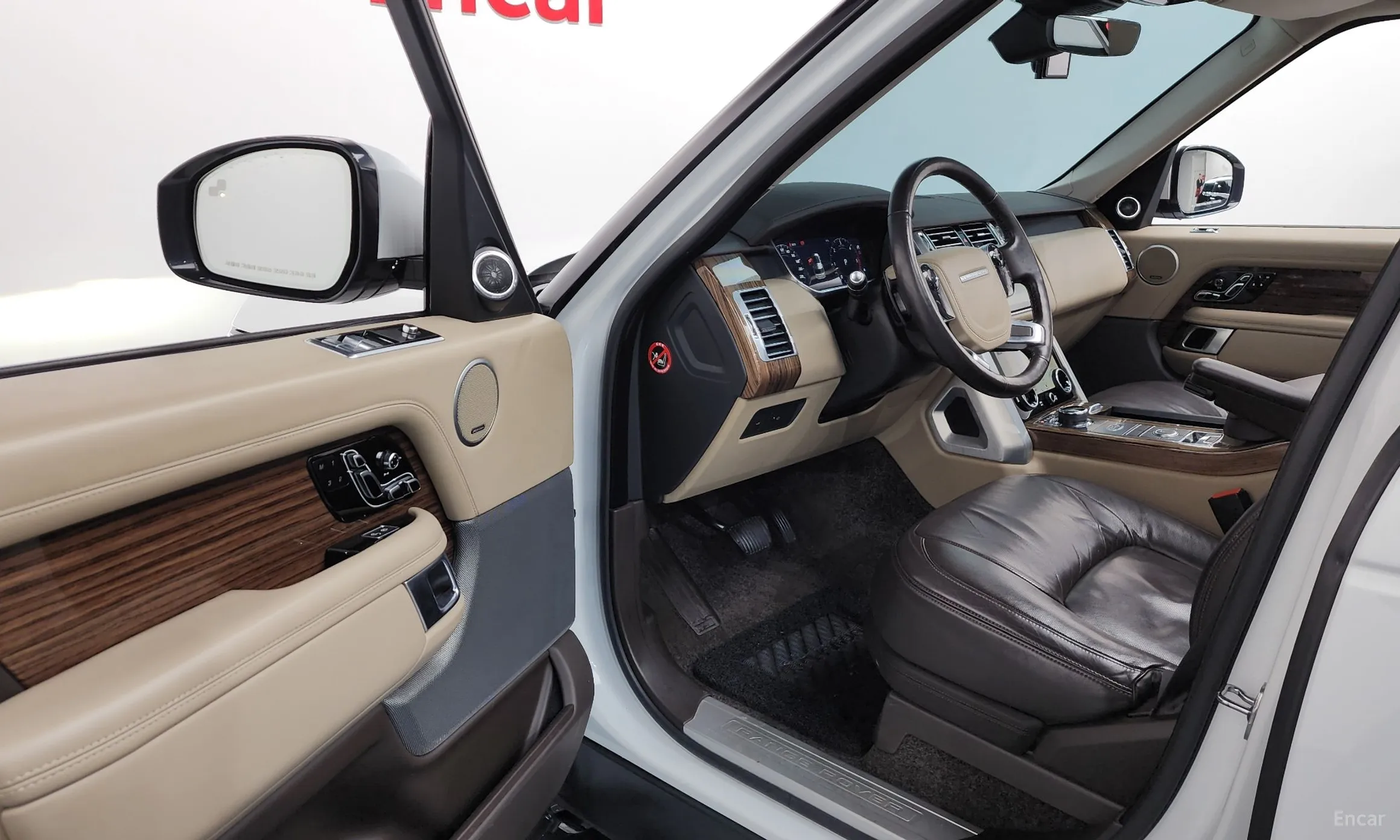 Land Rover Range Rover 4th Generation превью 10
