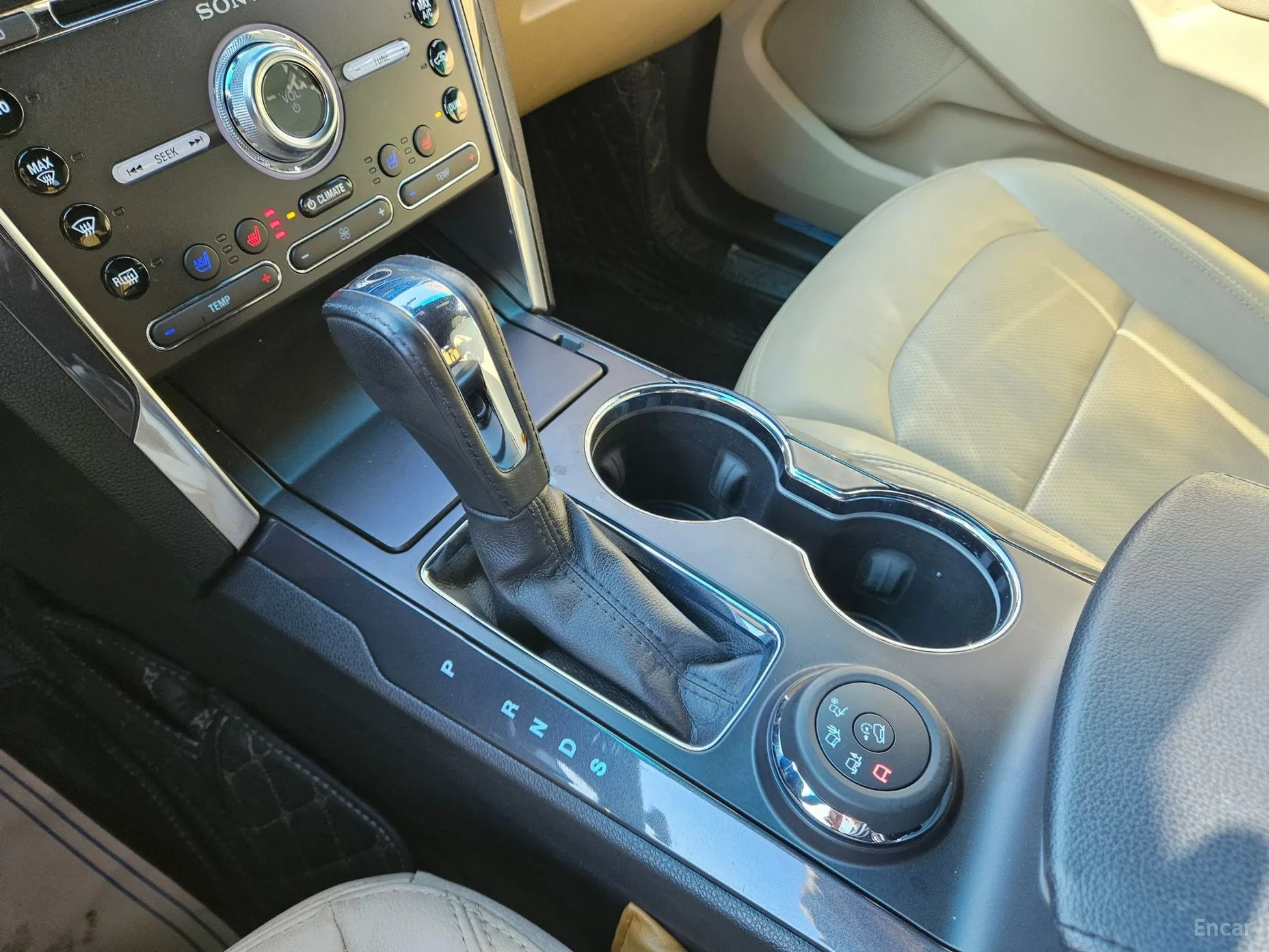 Ford Explorer превью 9