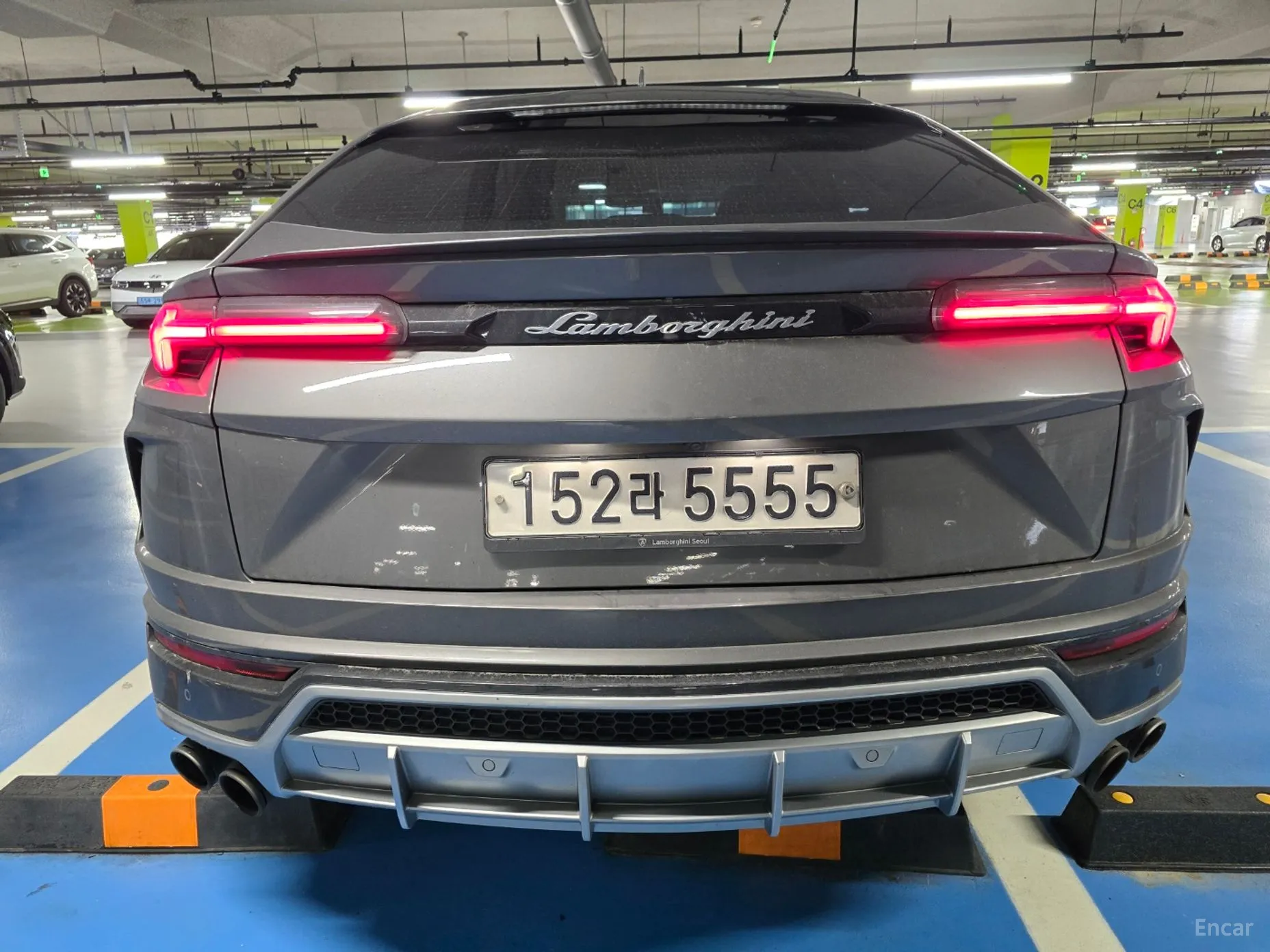 Lamborghini Urus превью 4