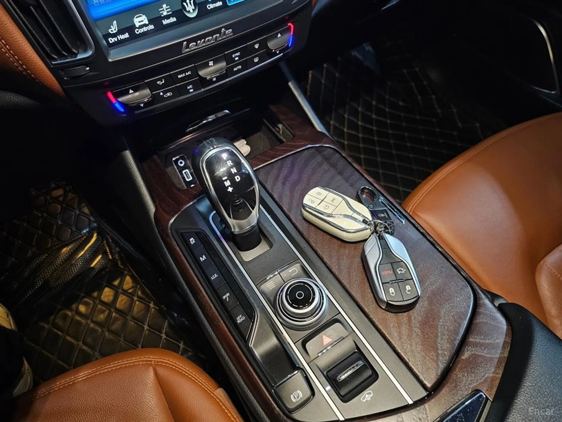 Maserati Levante превью 9