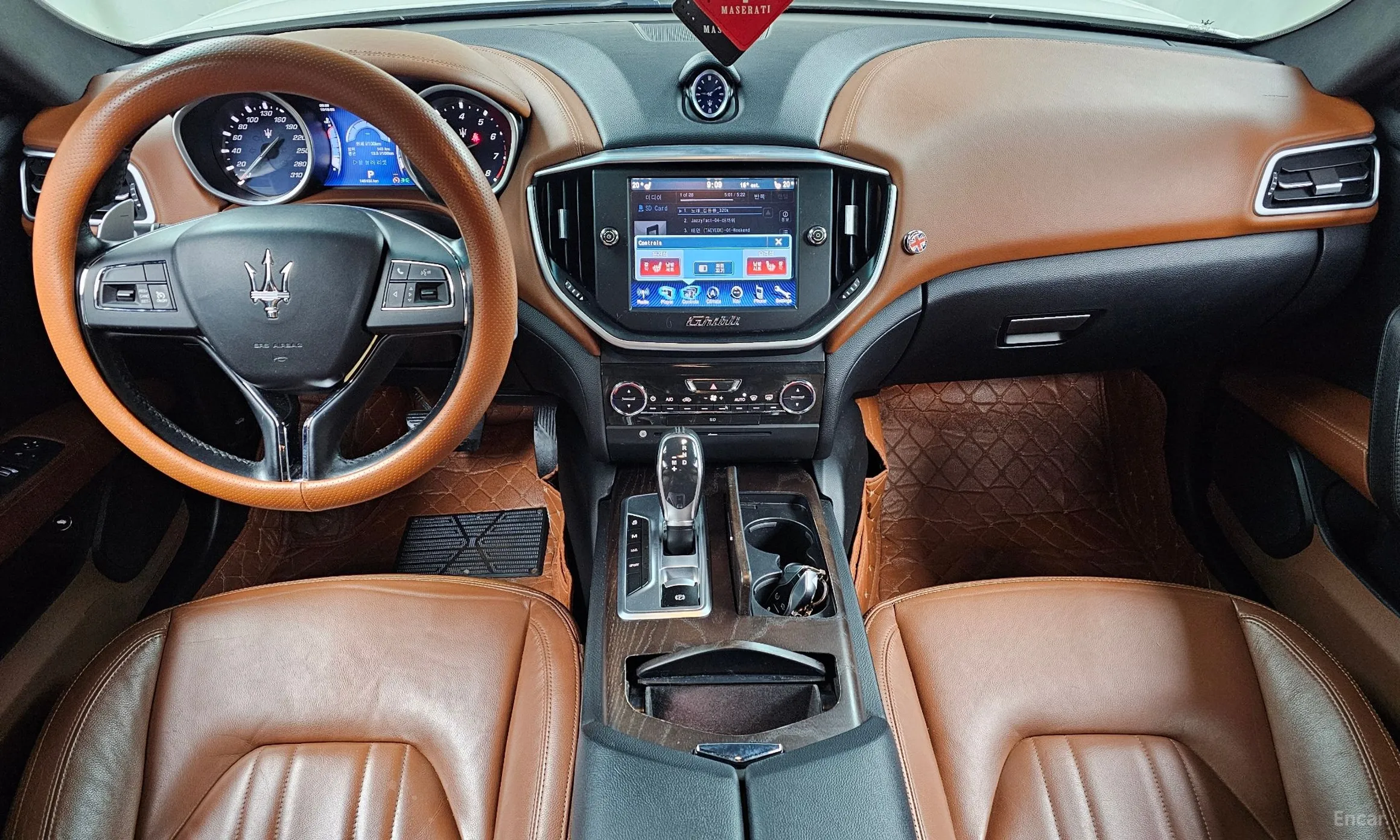Maserati Ghibli превью 7