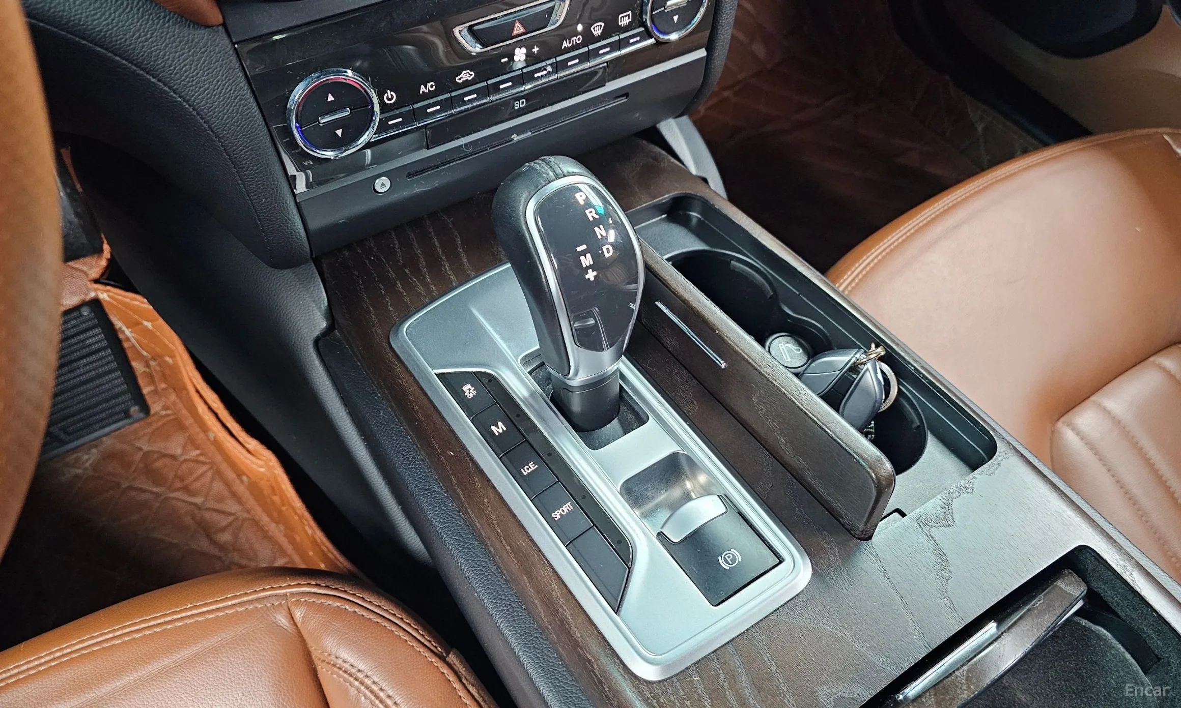 Maserati Ghibli превью 9