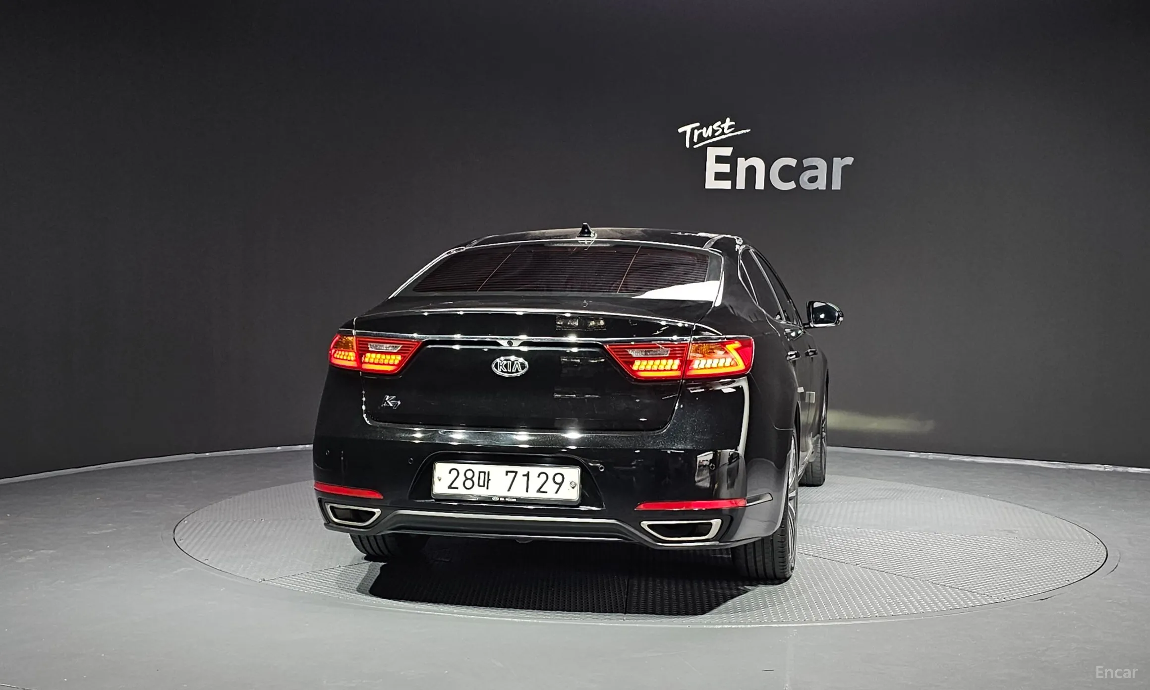 Kia K7 превью 4