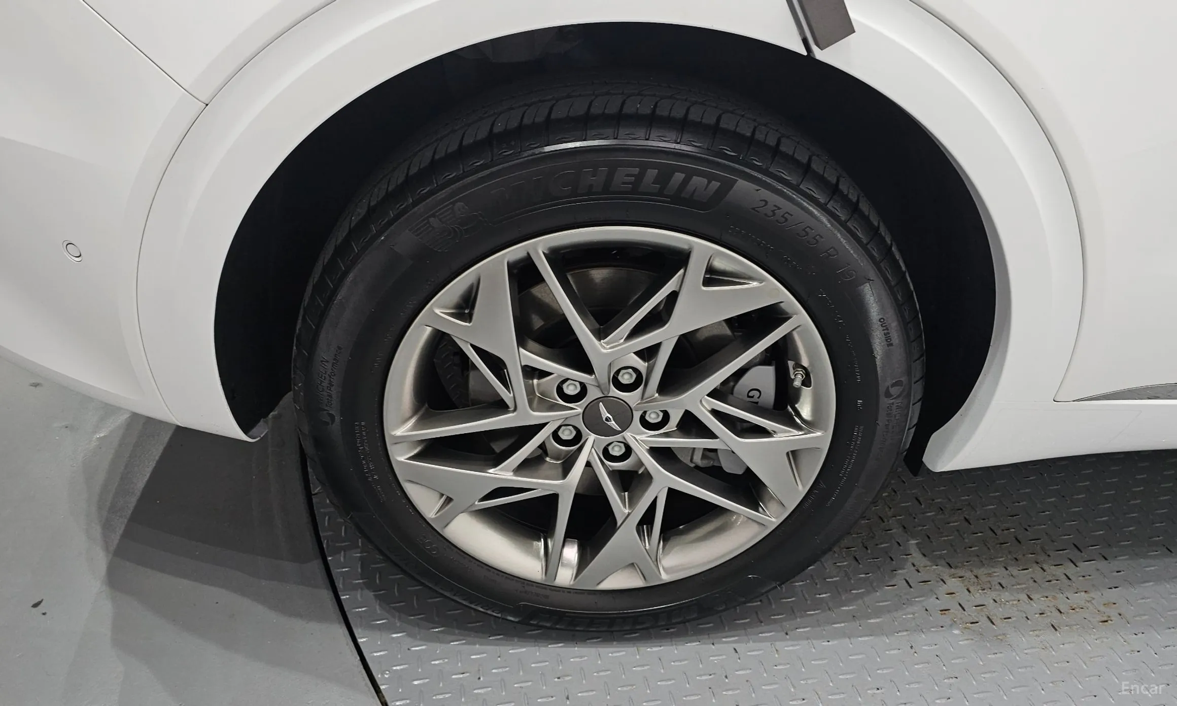Genesis GV70 превью 5