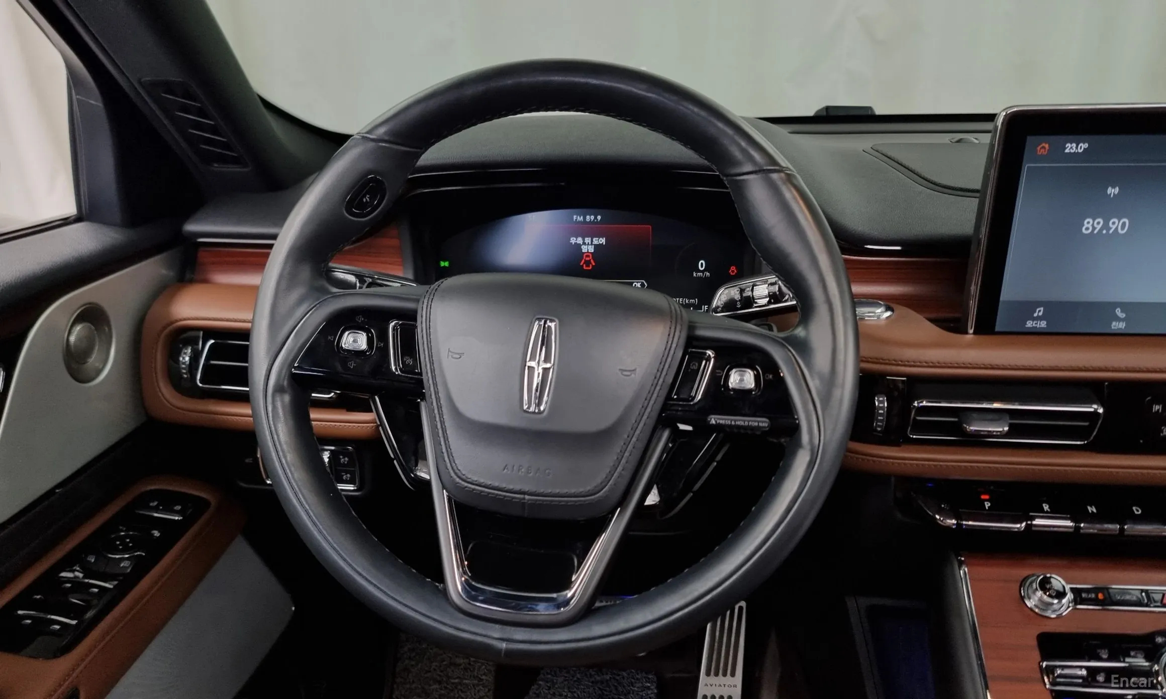 Lincoln Aviator 2nd Generation превью 13