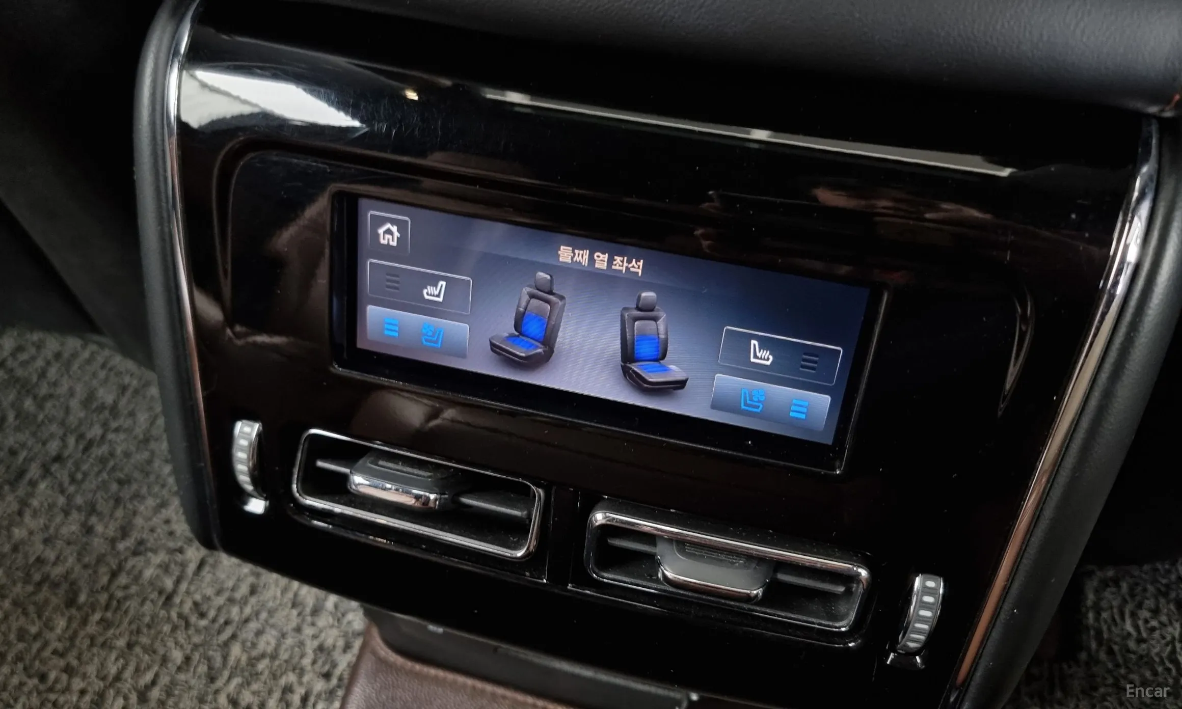 Lincoln Aviator 2nd Generation превью 19