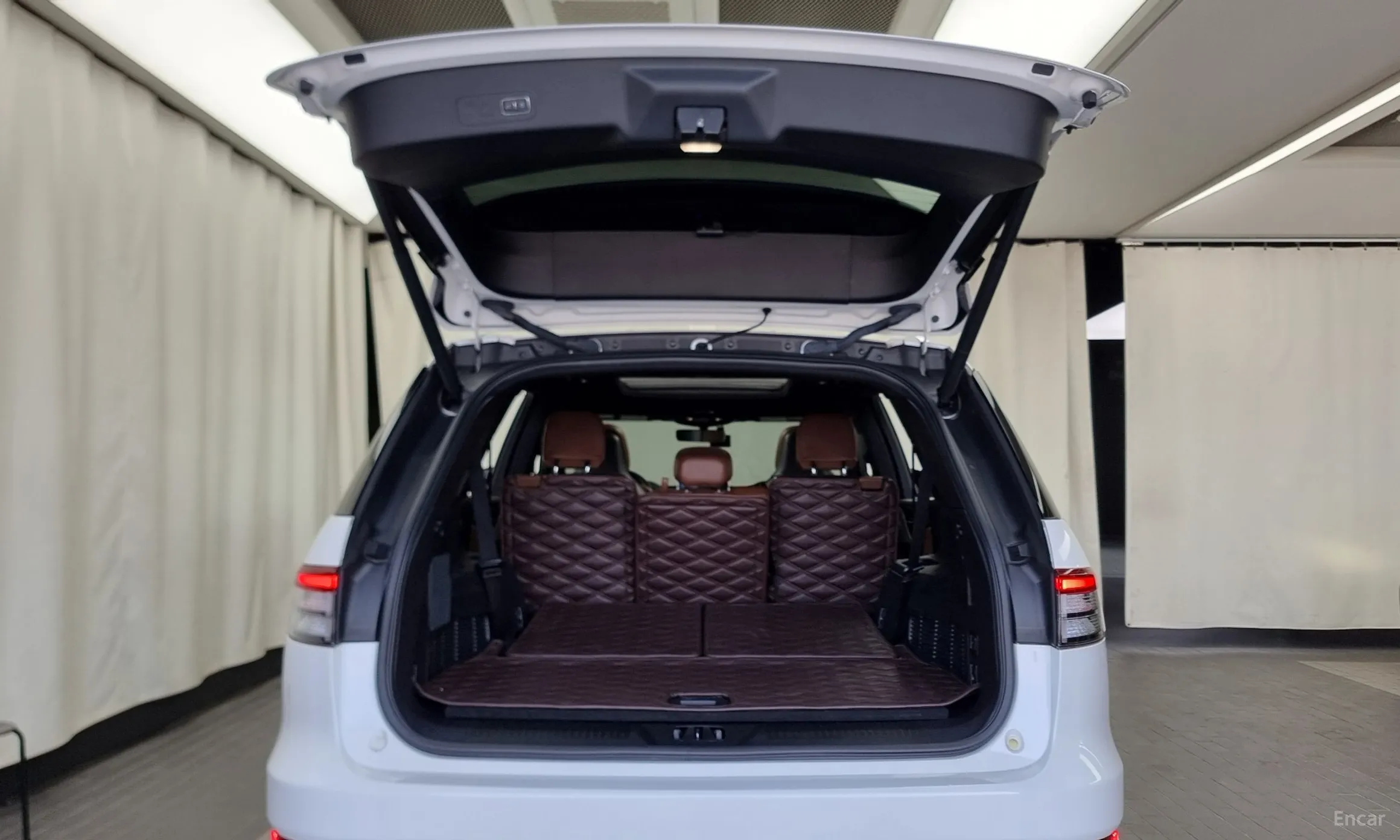 Lincoln Aviator 2nd Generation превью 20