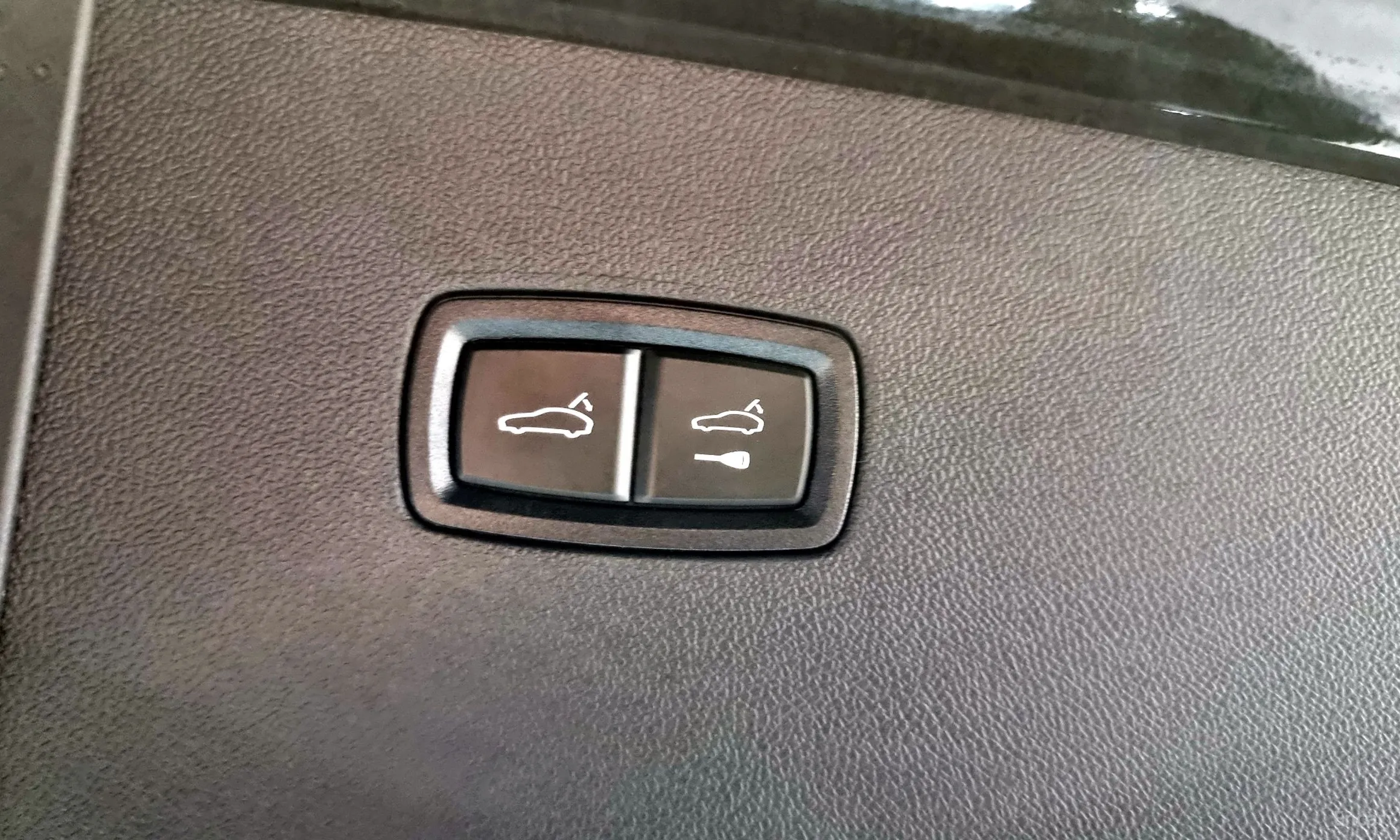 Porsche Cayenne (PO536) превью 20