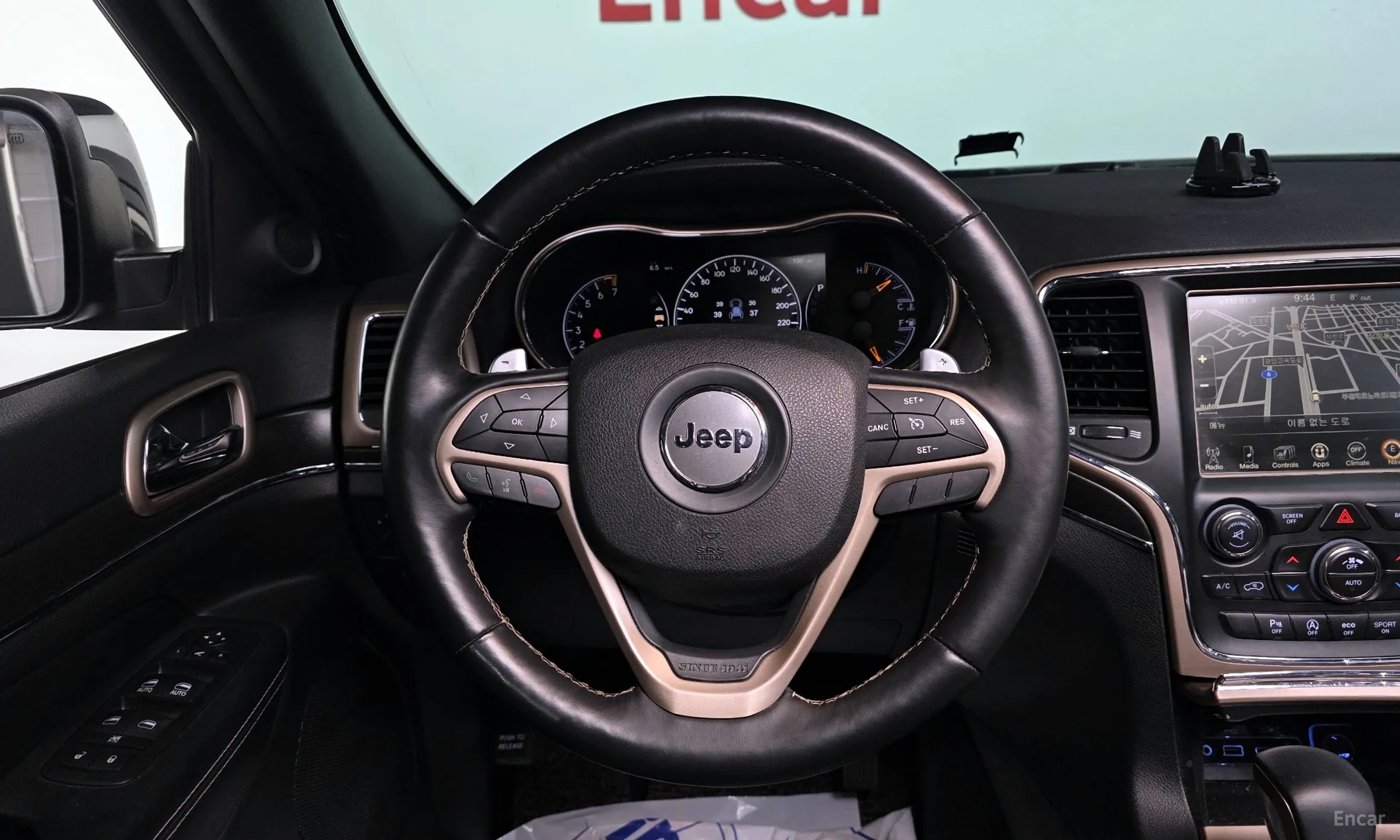 Jeep Grand Cherokee превью 13