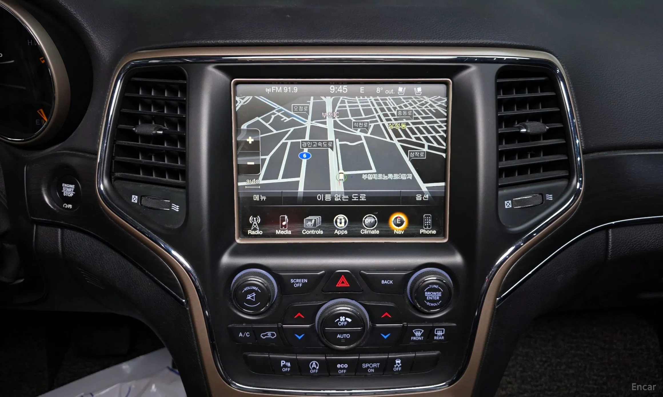 Jeep Grand Cherokee превью 14