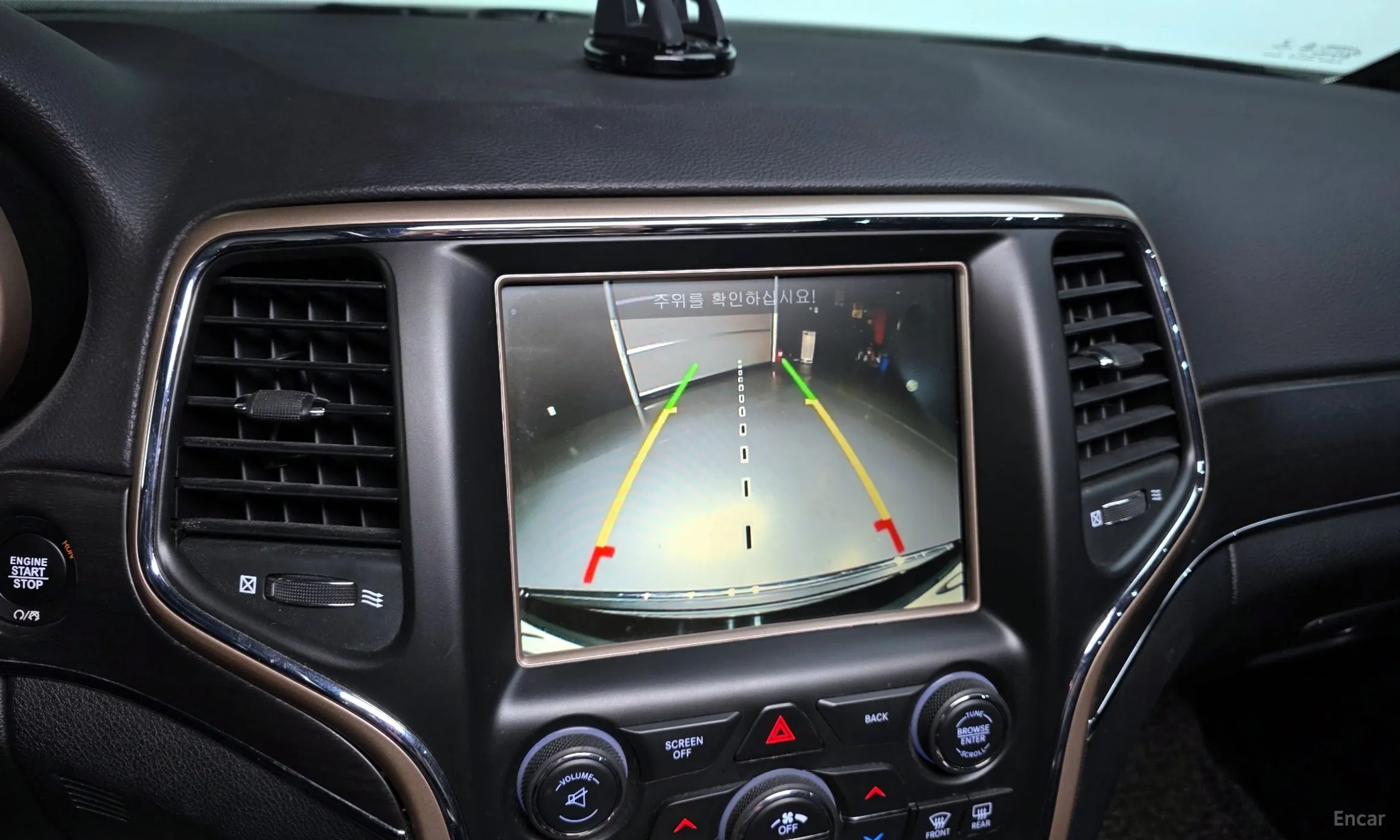 Jeep Grand Cherokee превью 15