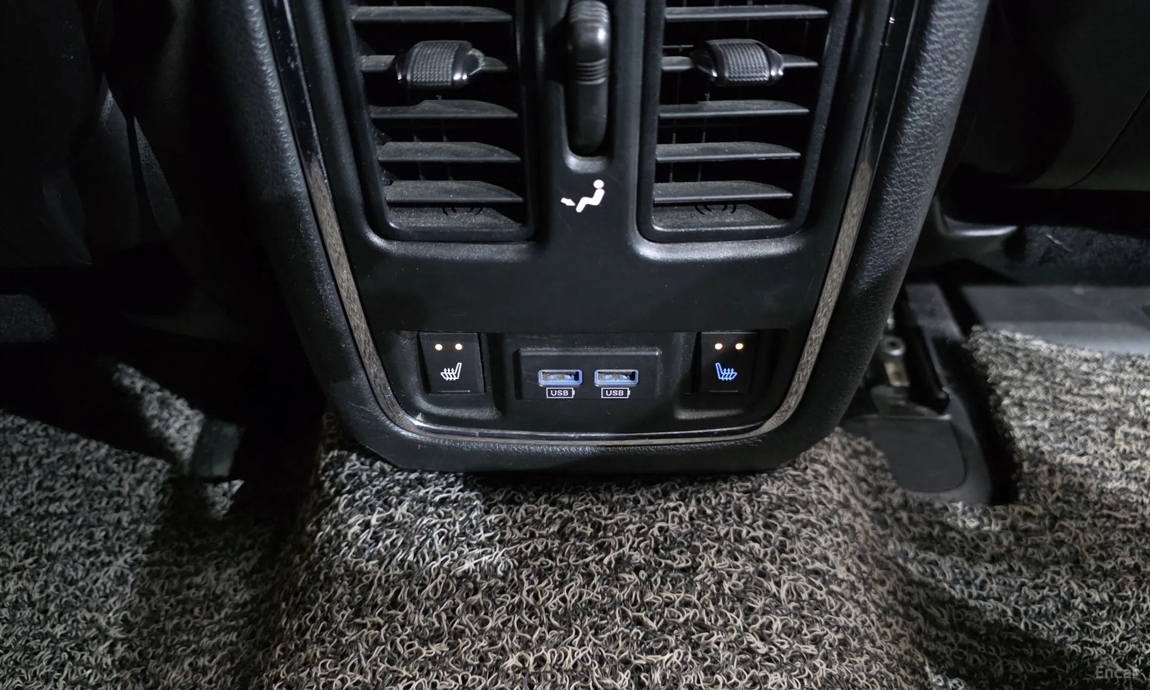 Jeep Grand Cherokee превью 18