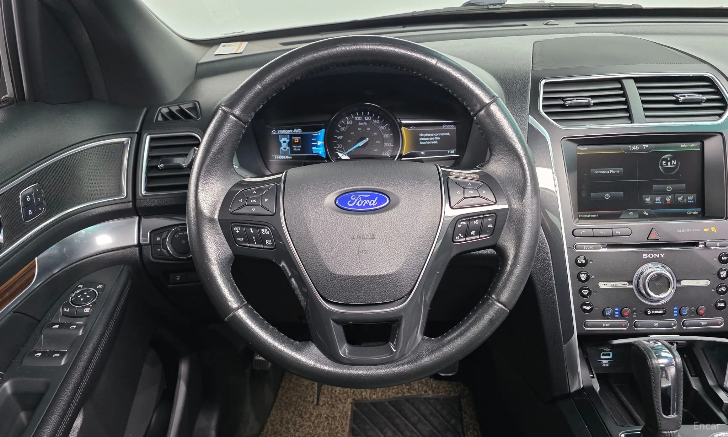 Ford Explorer превью 14