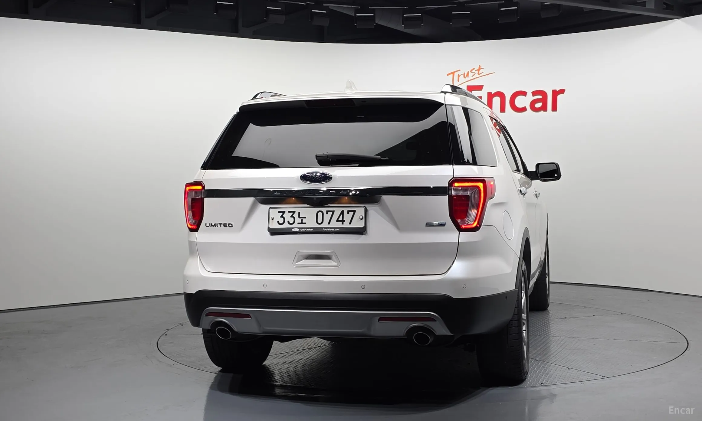 Ford Explorer превью 4