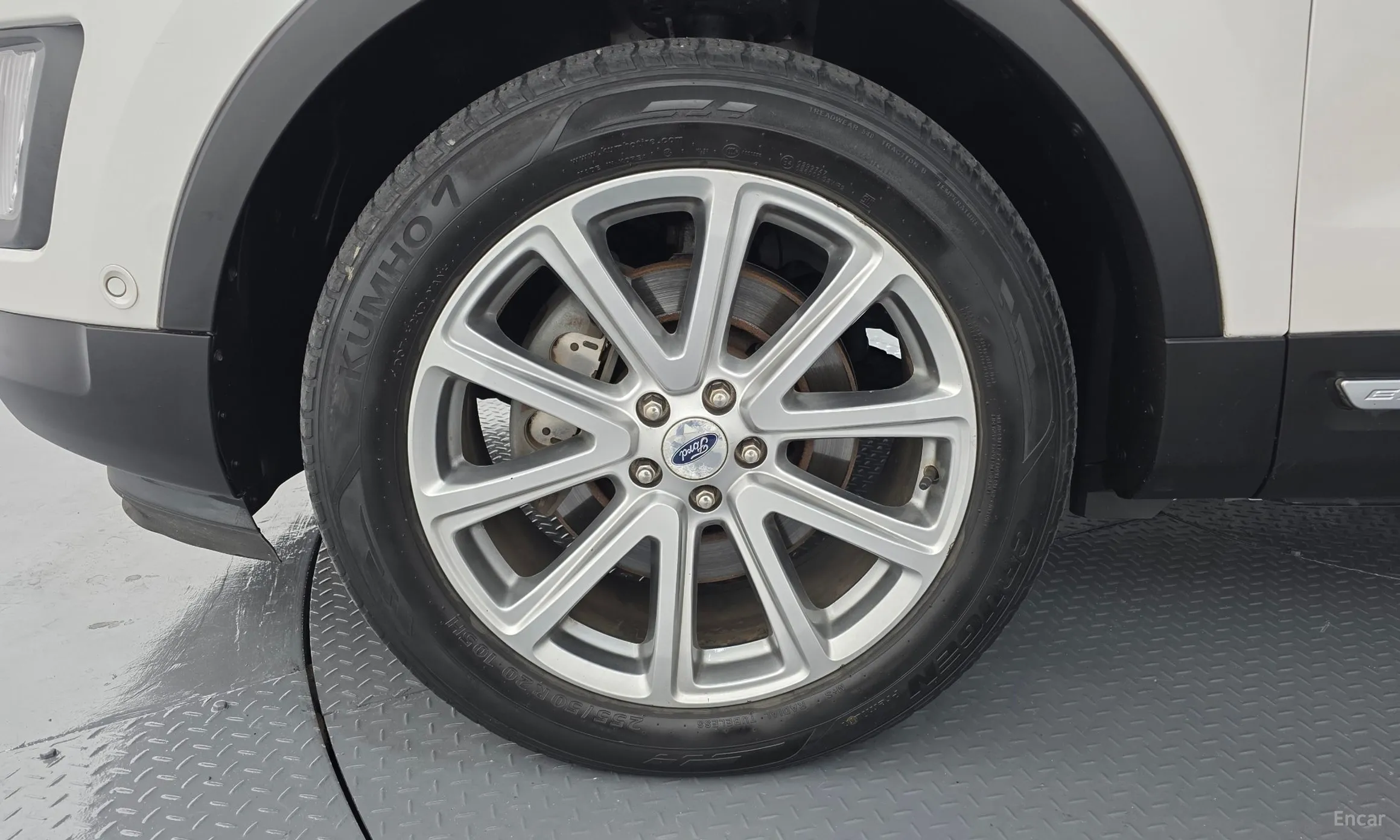 Ford Explorer превью 5