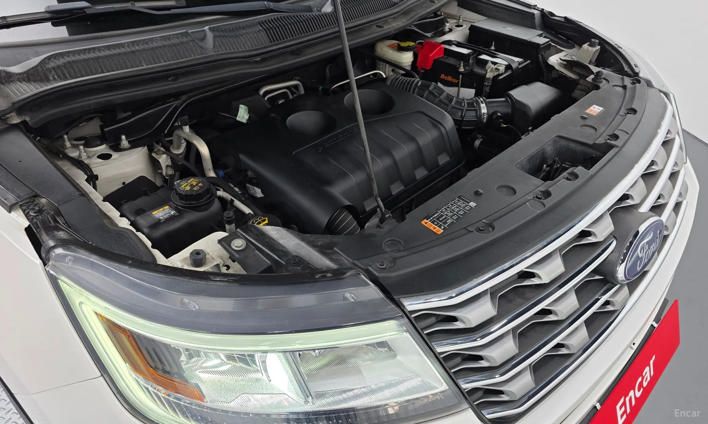 Ford Explorer превью 6