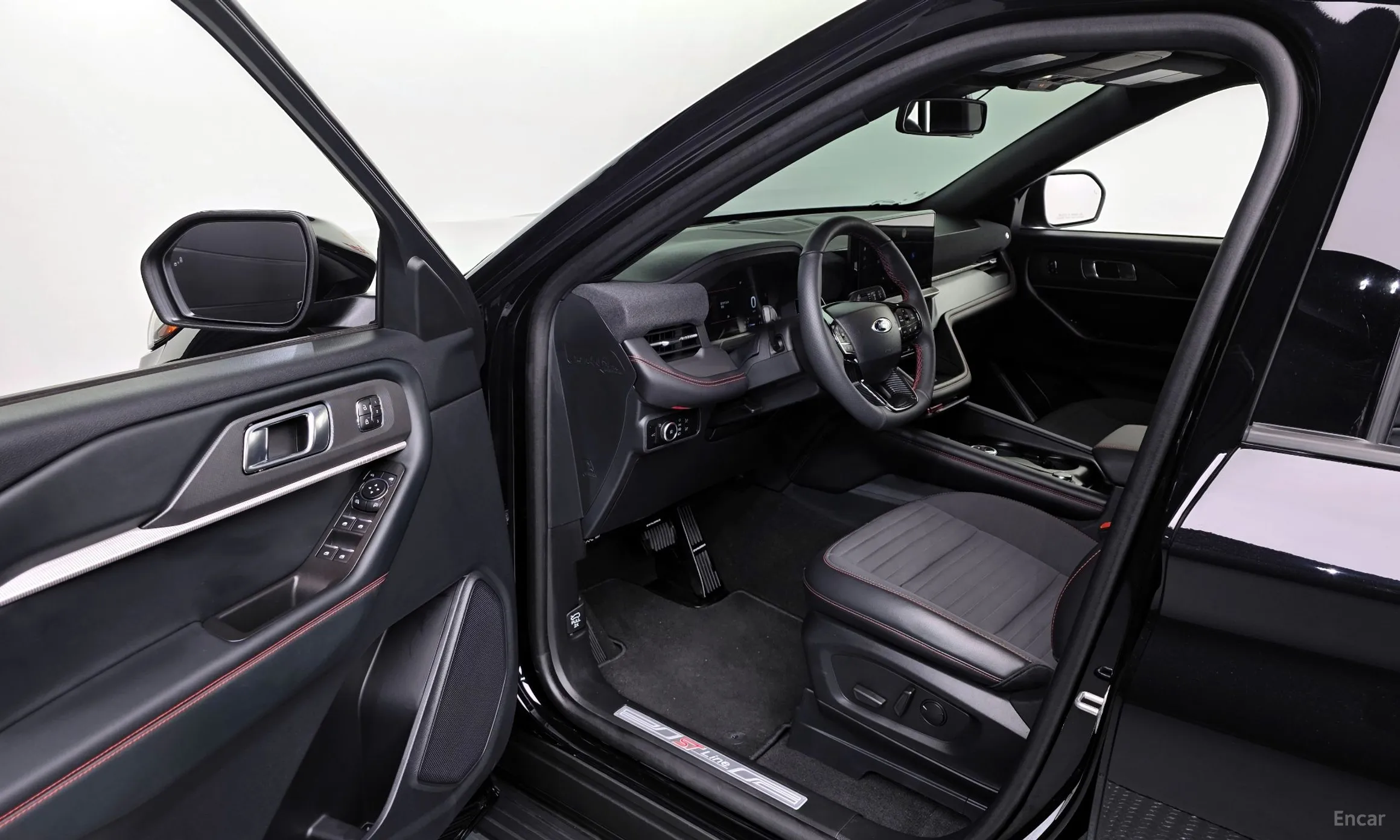 Ford Explorer 6th Generation превью 10