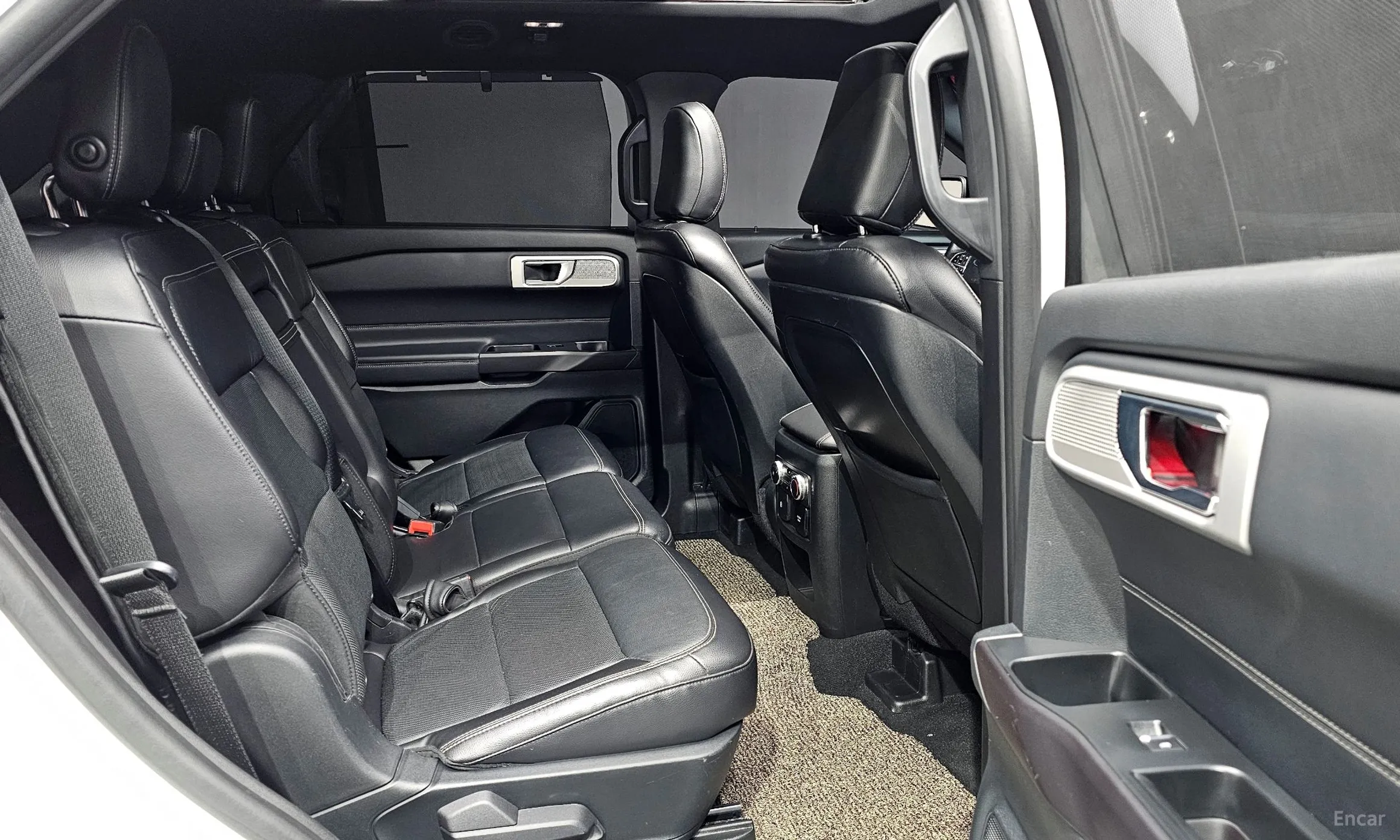 Ford Explorer 6th Generation превью 11