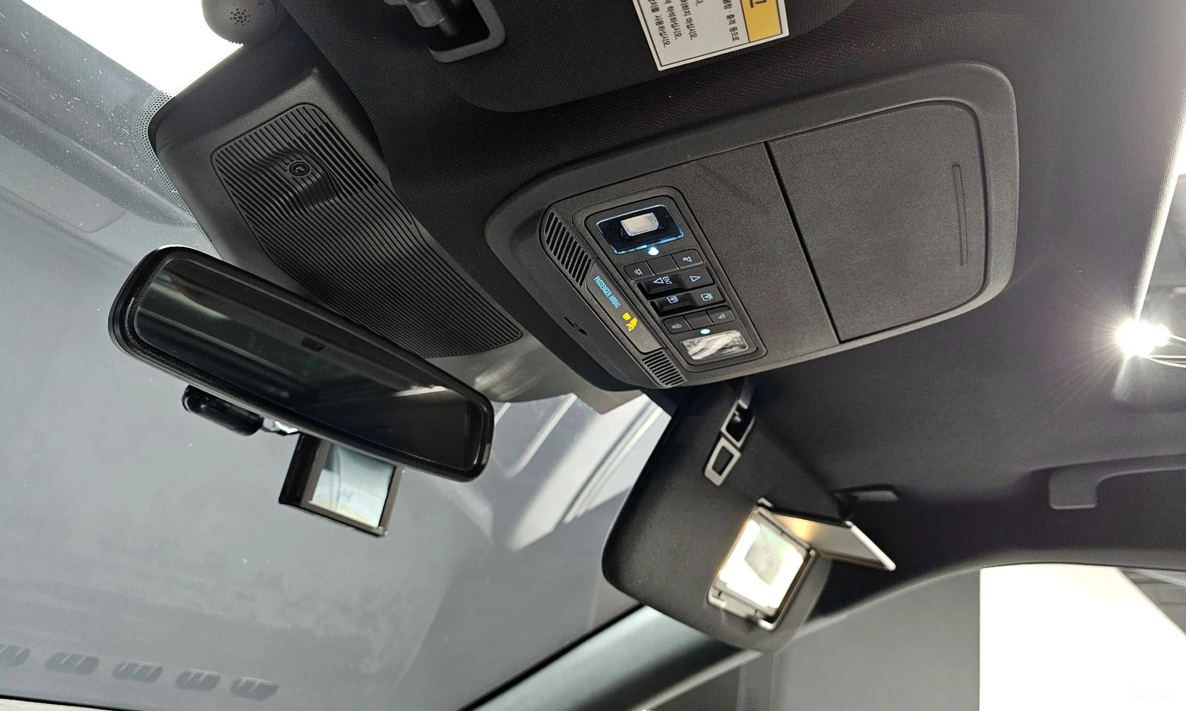 Ford Explorer 6th Generation превью 17