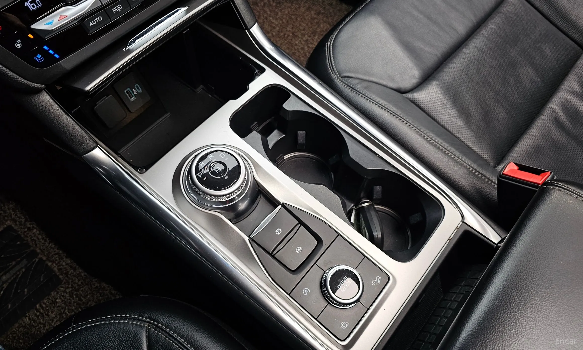 Ford Explorer 6th Generation превью 9